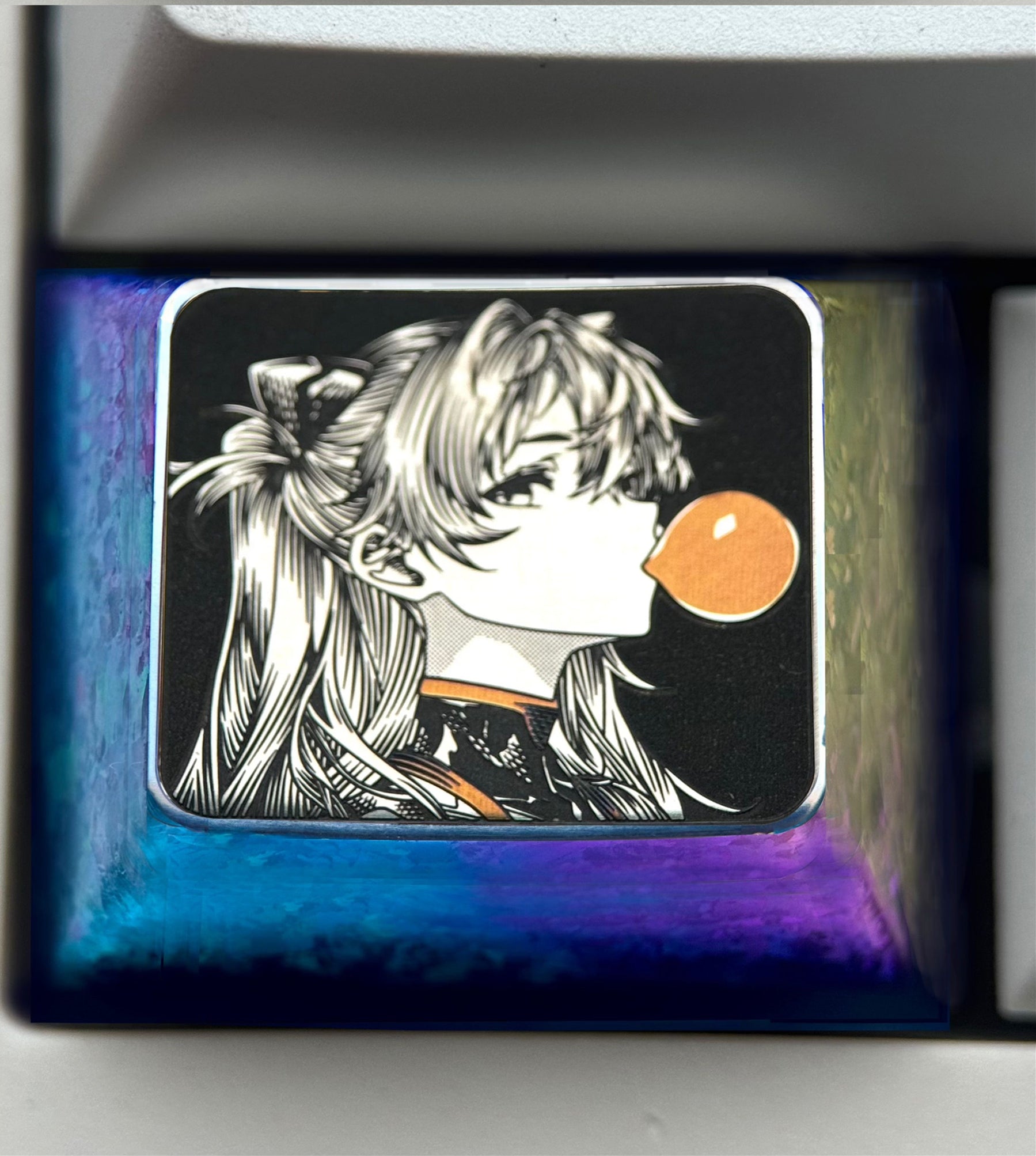 EVA,Asuka, Blowing bubble gum shape, 1.5U titanium alloy personalized keycap, anime and game culture creative peripheral decorative keycap.