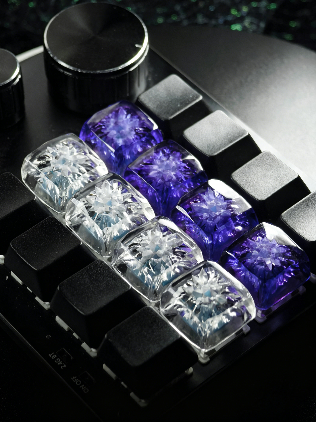 Crystal ore, amethyst ore, Sectional gemstone design,rare mineral shaped personalized keycaps, handmade resin creative keycaps, mechanical keyboard decorative keycaps