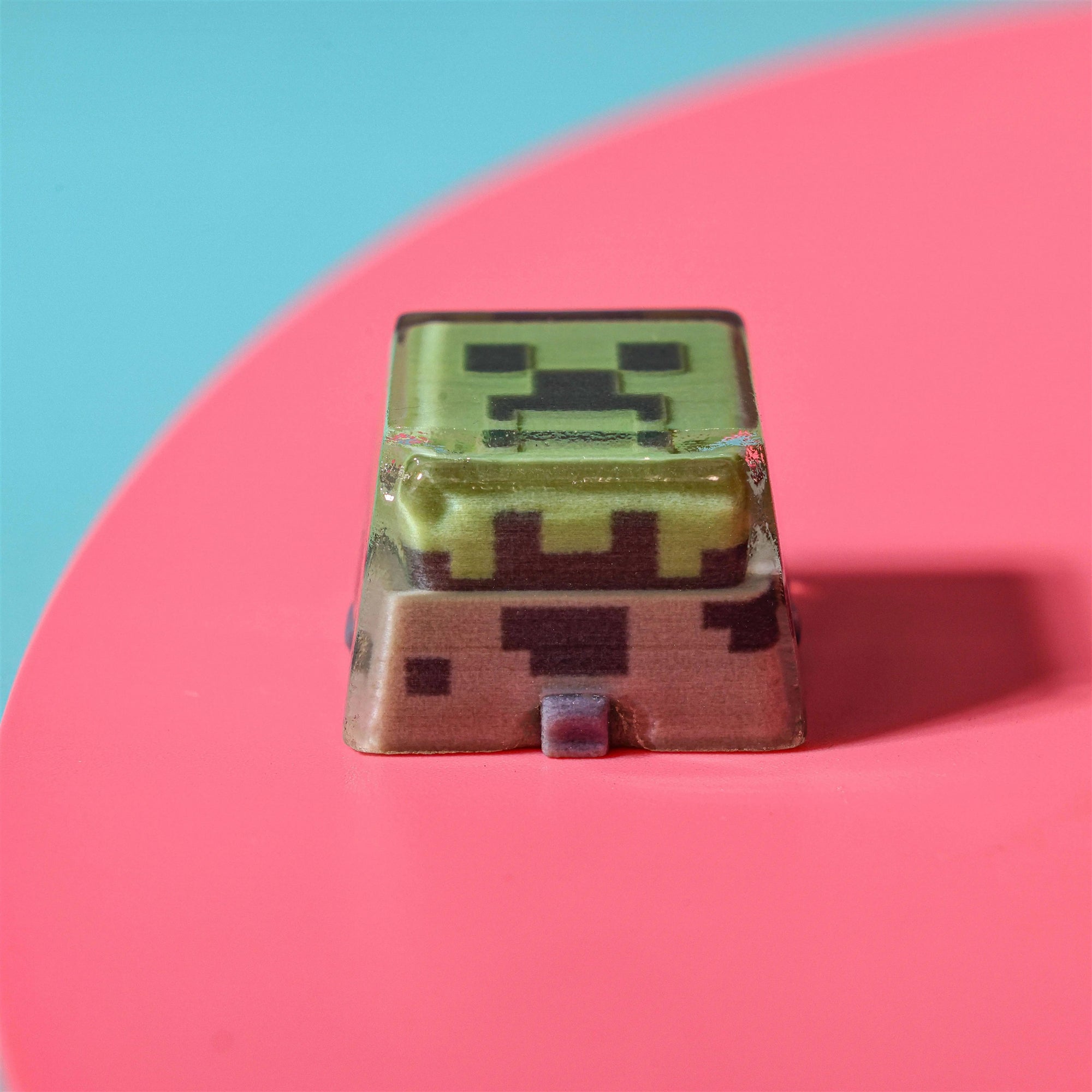 Minecraft, Pixel style Creeper, resin material personalized keycaps, anime and game cultural creative keycaps.