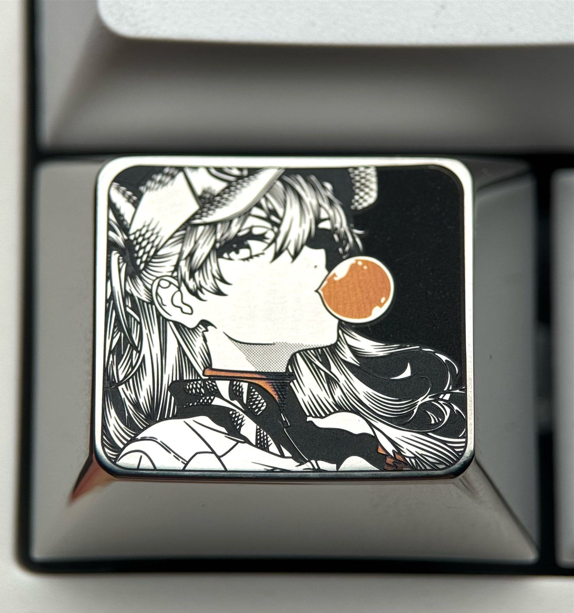 EVA,Asuka, Blowing bubble gum shape, 1.5U titanium alloy personalized keycap, anime and game culture creative peripheral decorative keycap.