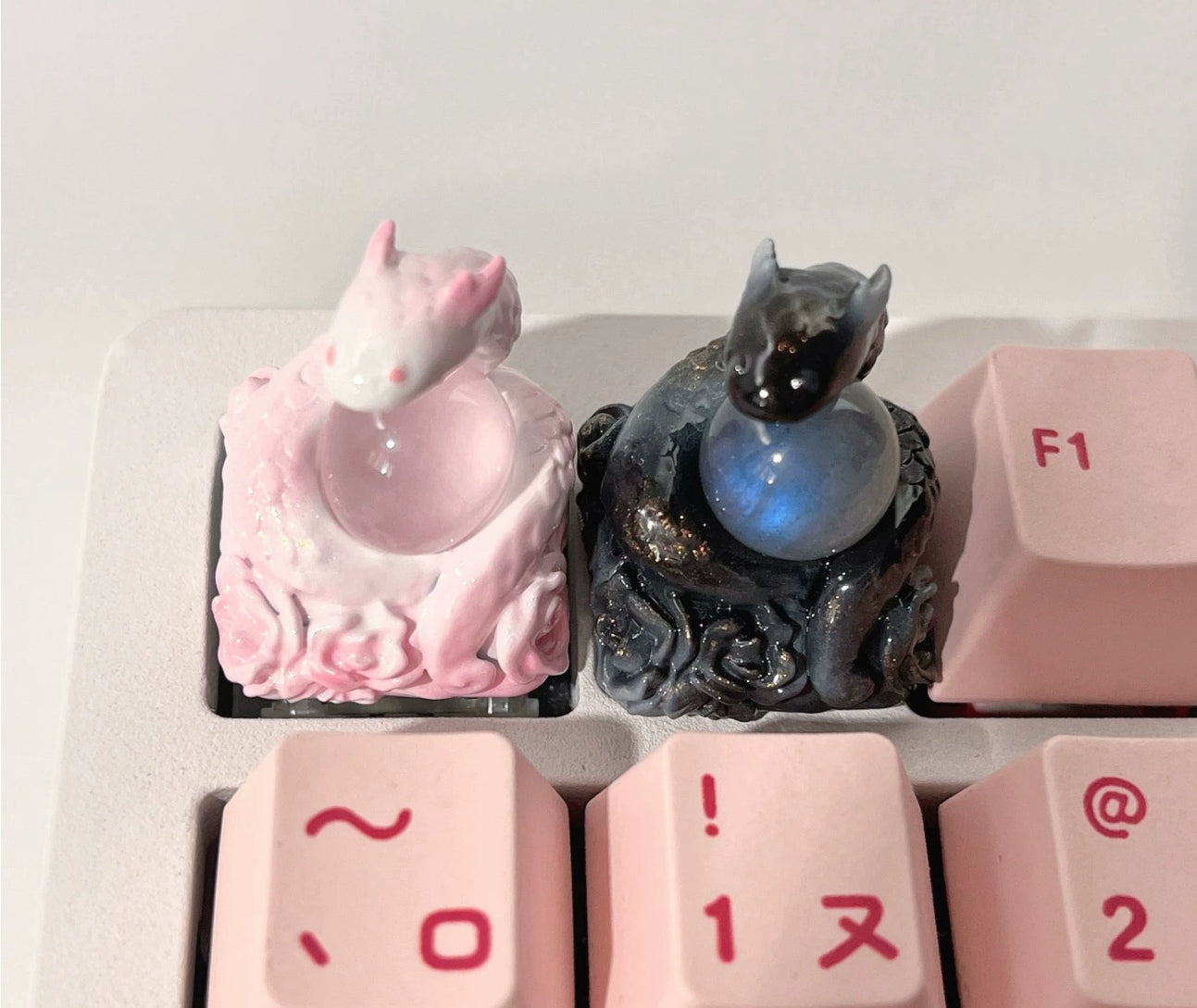 Snake Year Flower Dance Spirit Snake Crystal Keycaps Customization Personalized Keycaps, Resin Crystal/Glass Decorative Keycaps