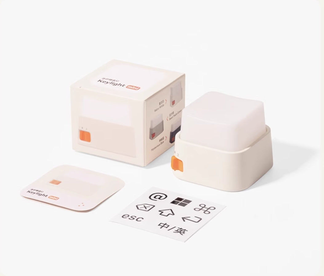 Mini keyboard key light decompression emotional office ornament desktop keycap design small night light charging creative toy