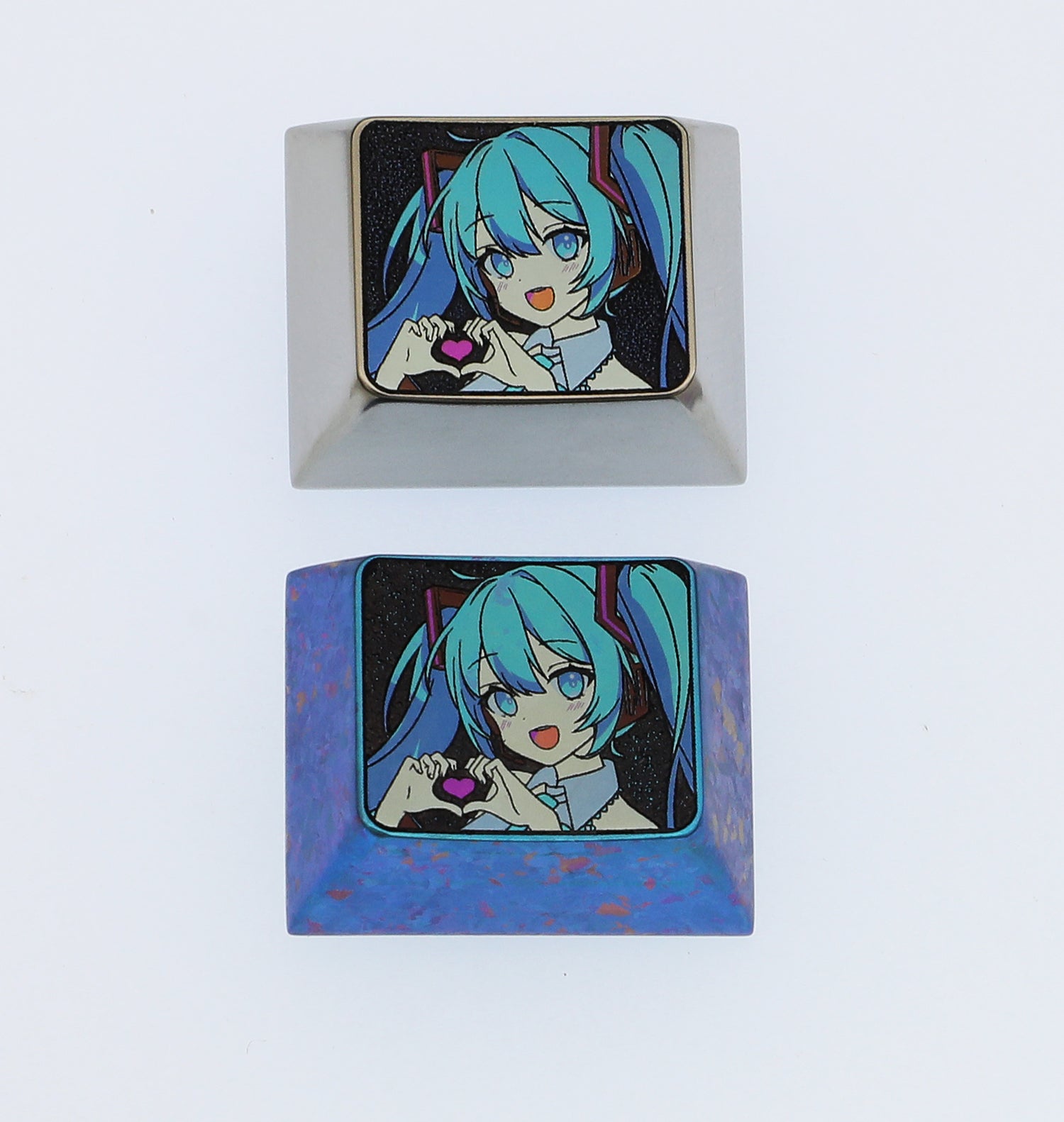 Hatsune Miku, 1.25U love titanium alloy carved key cap, personalized key cap, metal decorative key cap.