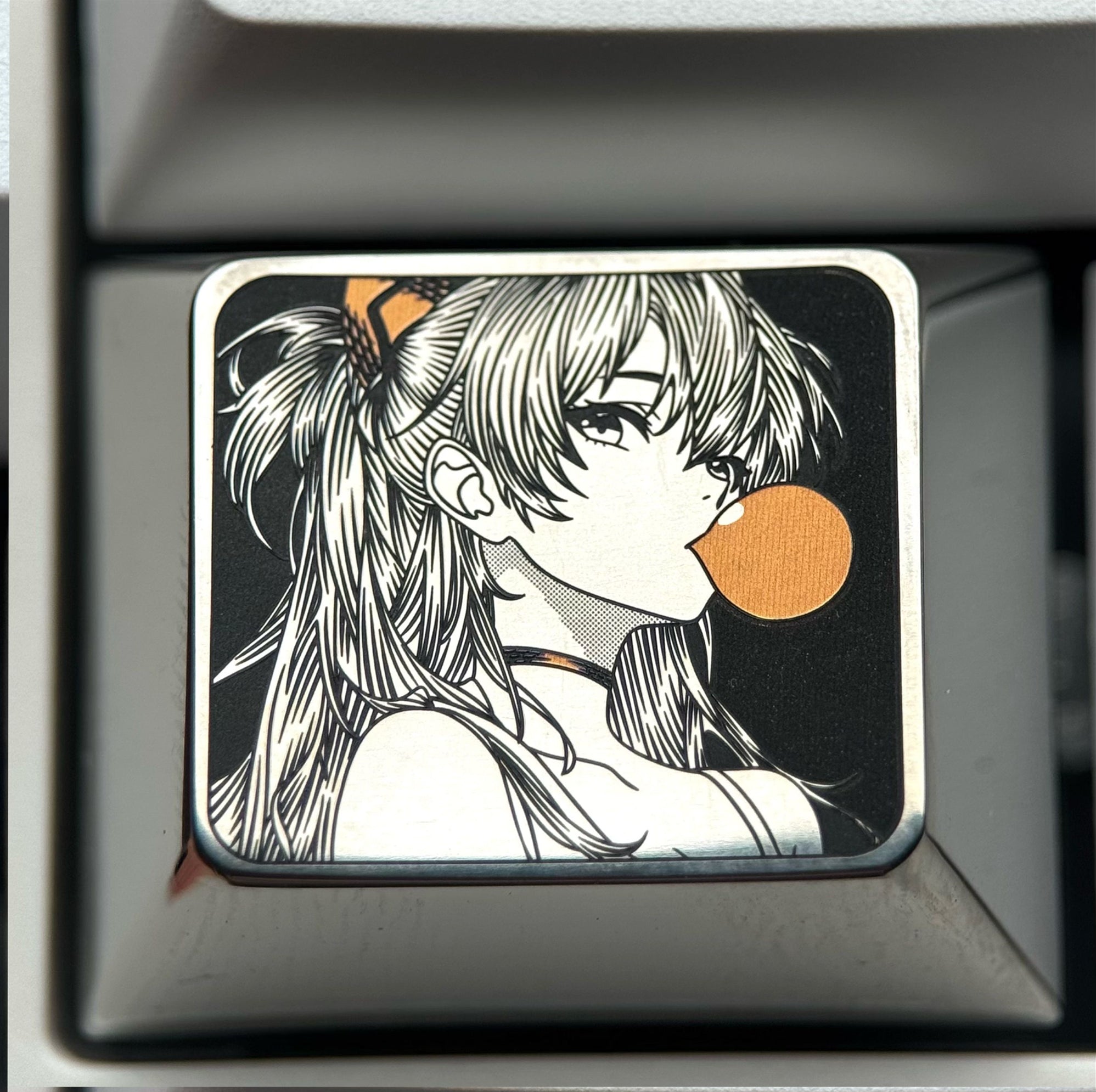 EVA,Asuka, Blowing bubble gum shape, 1.5U titanium alloy personalized keycap, anime and game culture creative peripheral decorative keycap.
