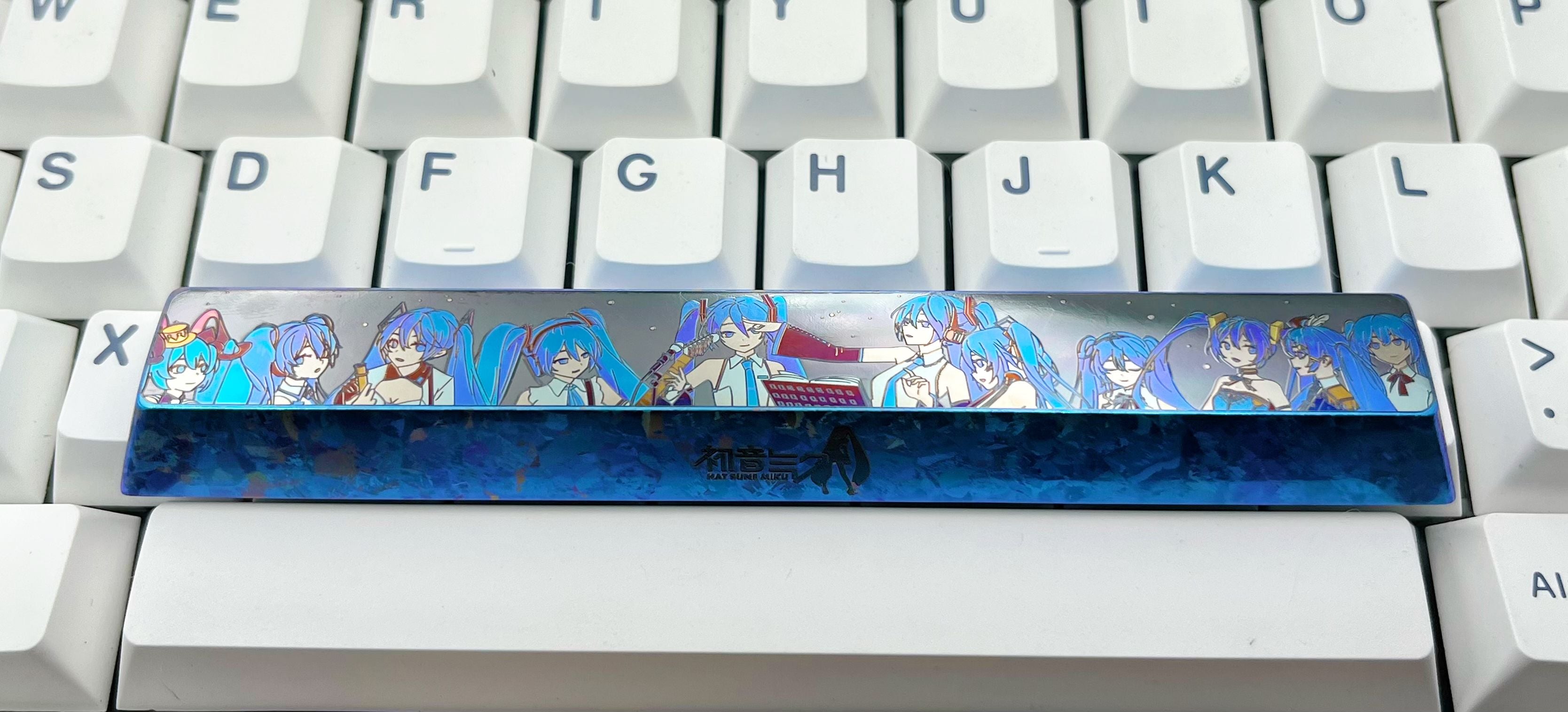 Hatsune Miku, 6.25U/7U space bar titanium alloy personalized key cap, animation game metal carving culture creative key cap