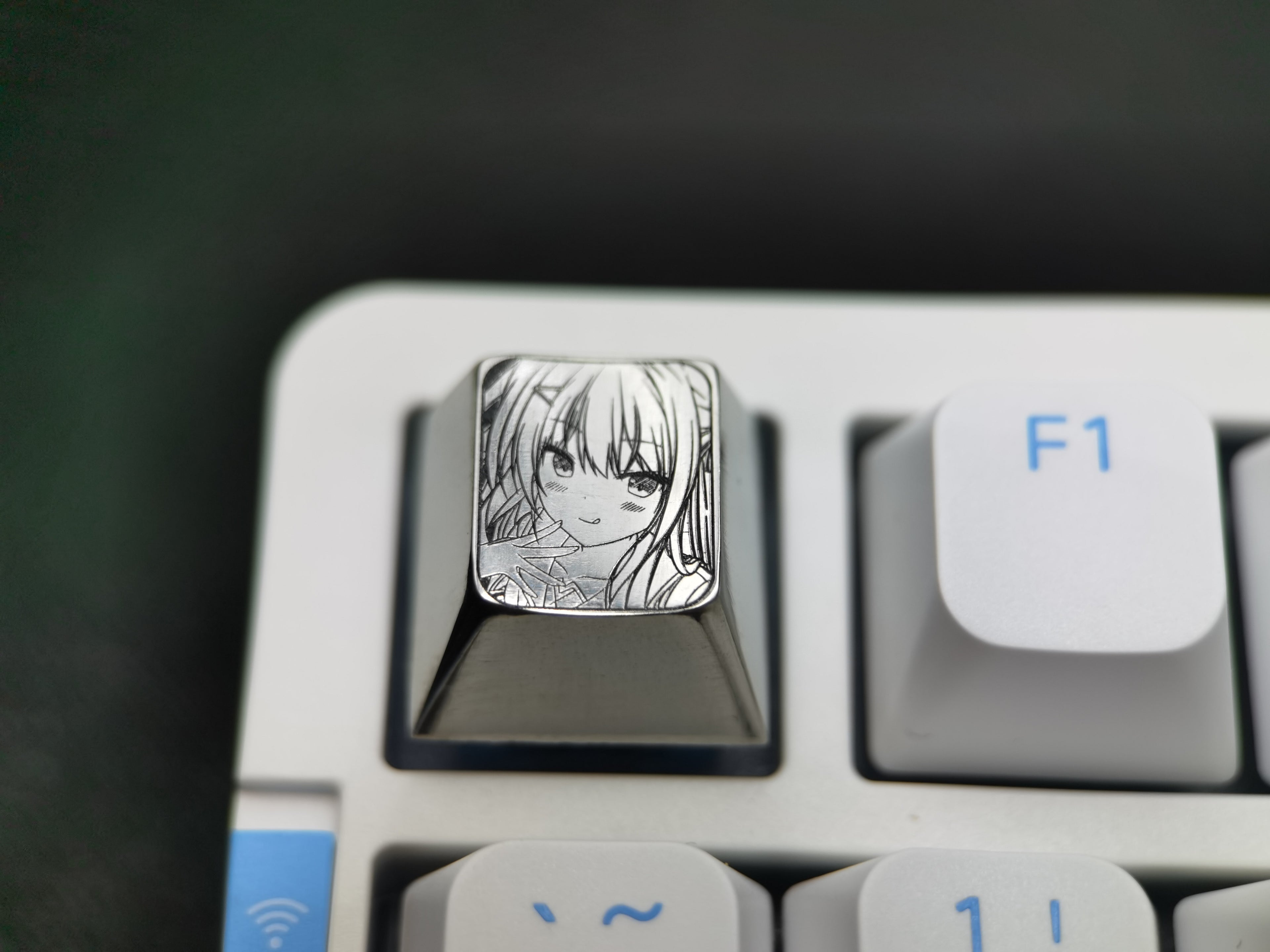 Cute loli plain carving, titanium alloy carving, mechanical keyboard art keycaps.