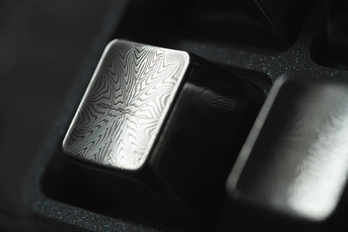 Damascus steel 1U personalized keycap, metal decorative art keycap, special pattern hand forged patterned keycap