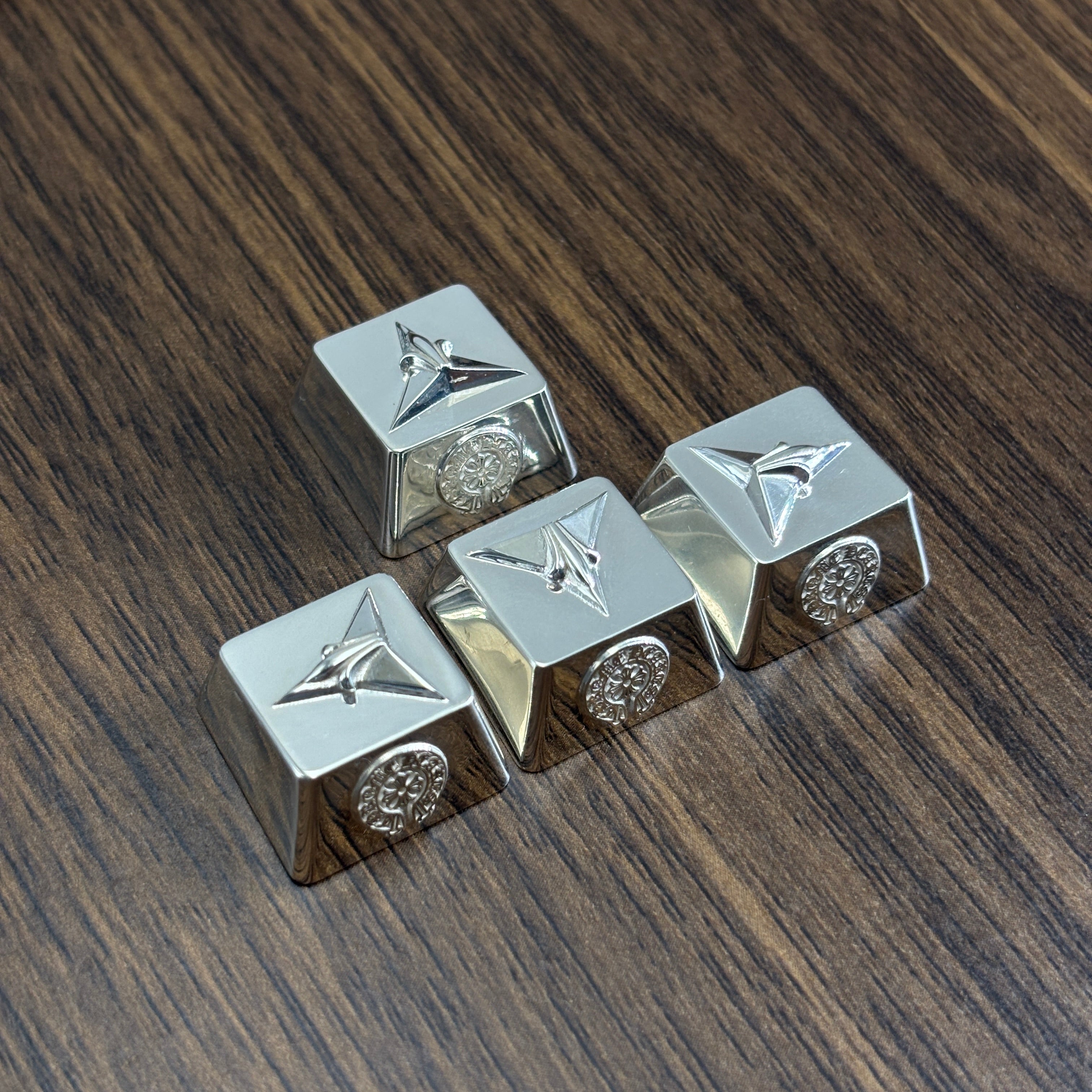 Chrome Hearts style, full keyboard key positions, 925 sterling silver custom trendy cultural keycaps, fashionable and personalized artistic decorative keycaps.