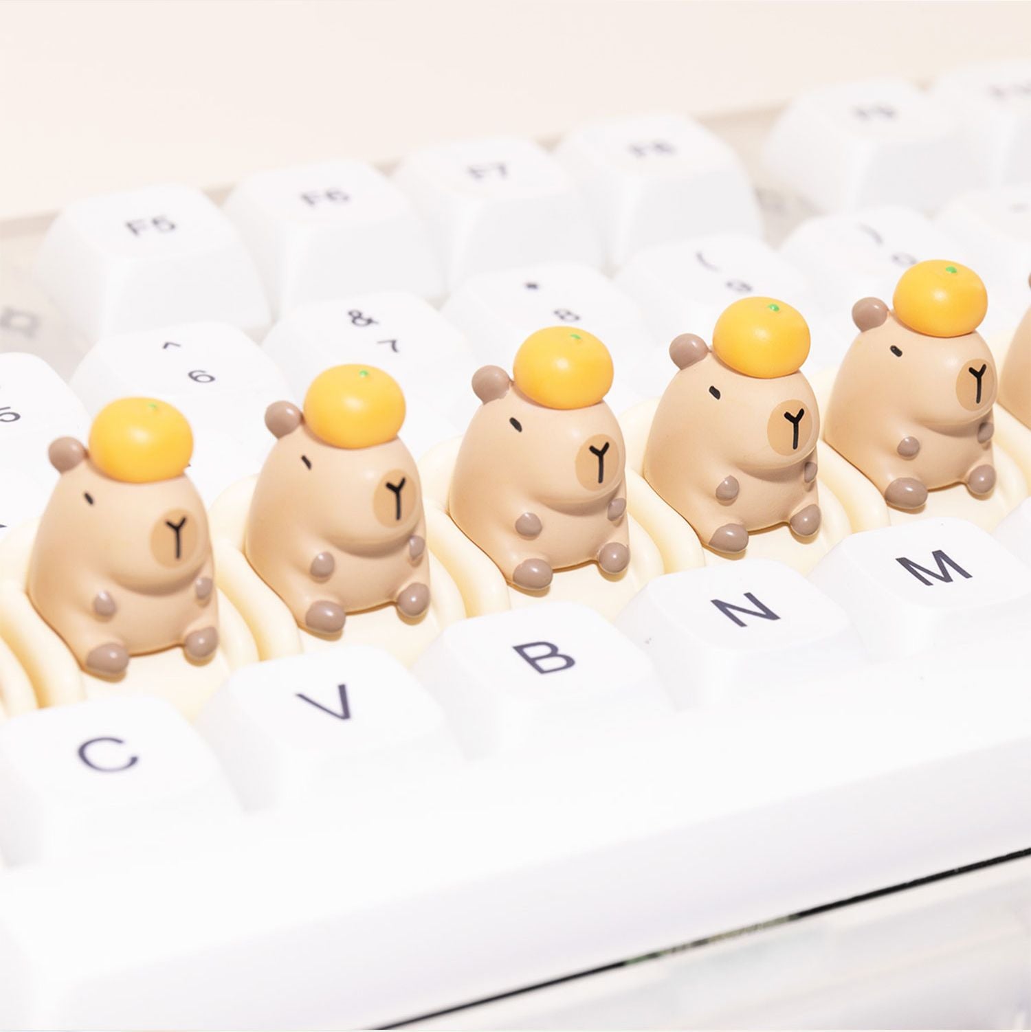 Leisure Time Theme, Small Animals Sitting on Sofa, Resin Spray Personalized Keycaps, Art Design Keycaps