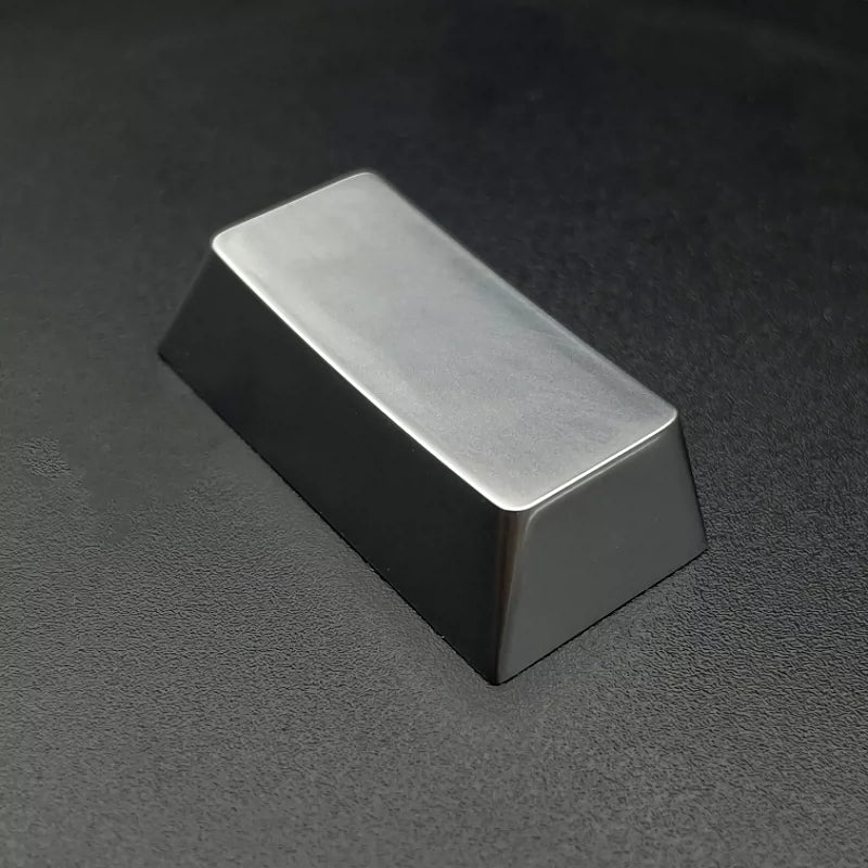 Metal material keycaps, personalized keycaps for large key positions. Metallic texture without engraving