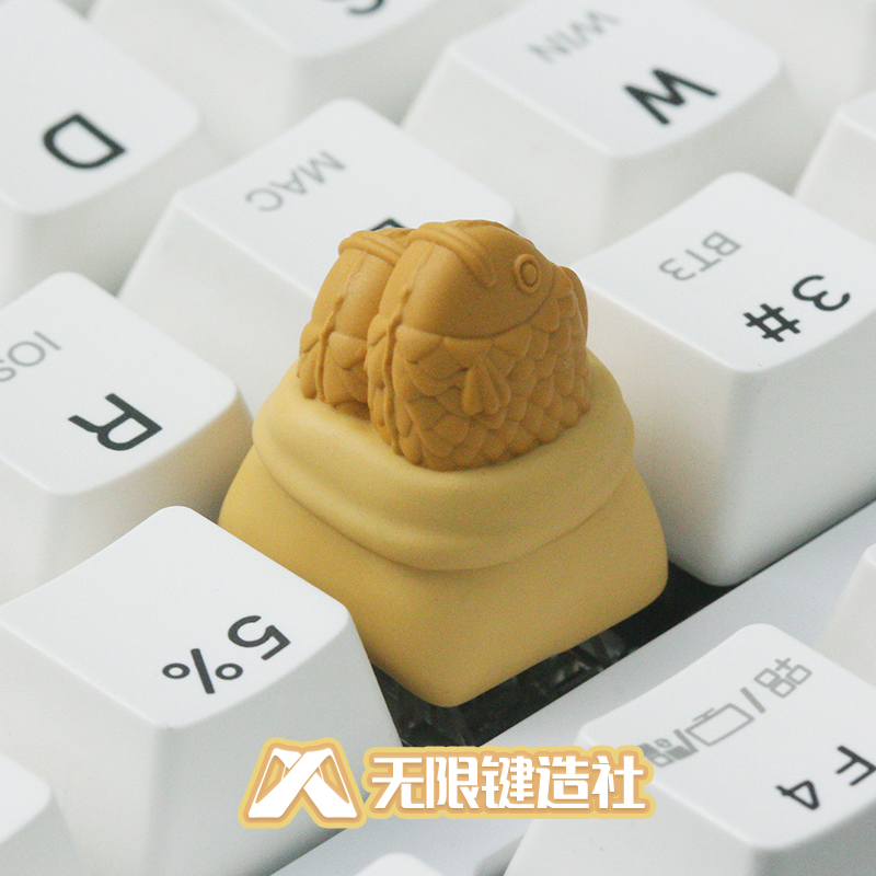 Original and personalized custom resin mechanical keyboard keycaps made of sea bream grilled cute keycaps