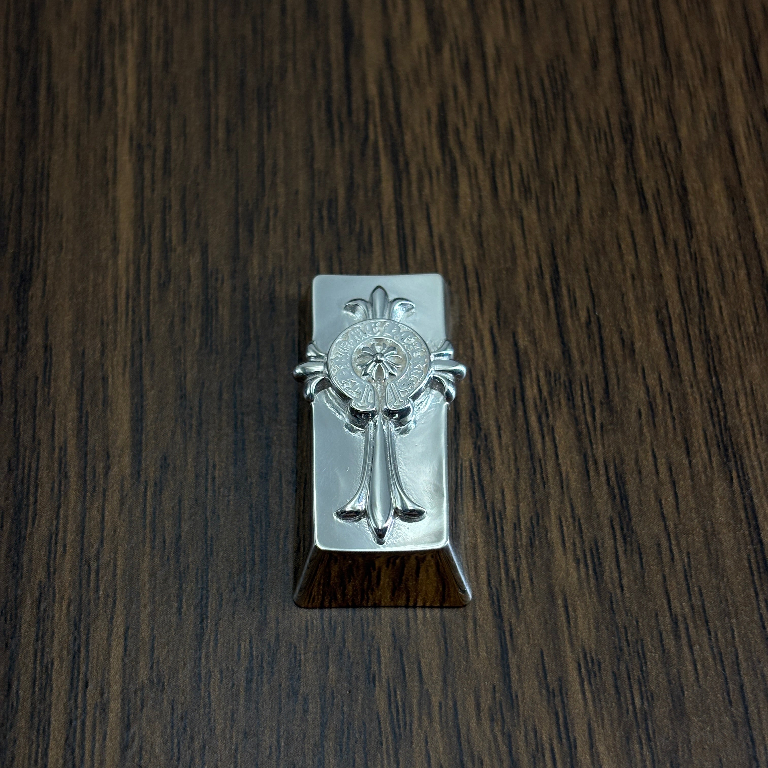 Chrome Hearts style, full keyboard key positions, 925 sterling silver custom trendy cultural keycaps, fashionable and personalized artistic decorative keycaps.