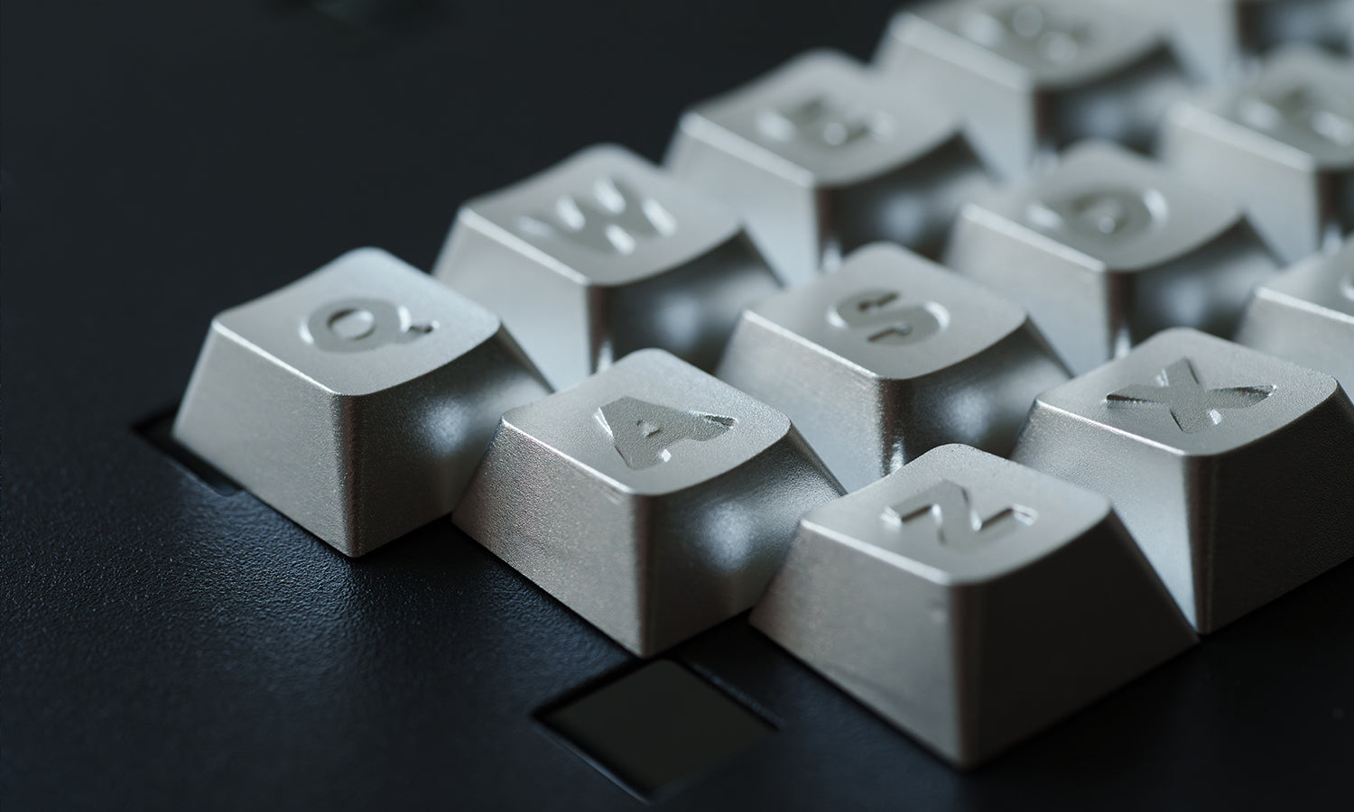 ROTOR mirror inspired aluminum alloy letter keycap set with 27 CNC machined anodized customized personalized keycap letter sets