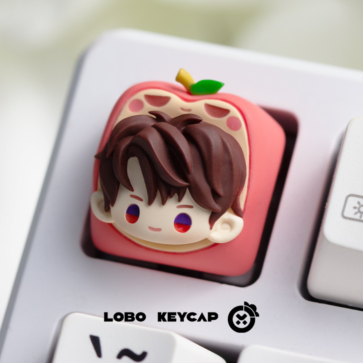 Love and Deepspace, Multi colored resin molded personalized keycaps, anime and gaming cultural peripheral products, resin decorative keycaps