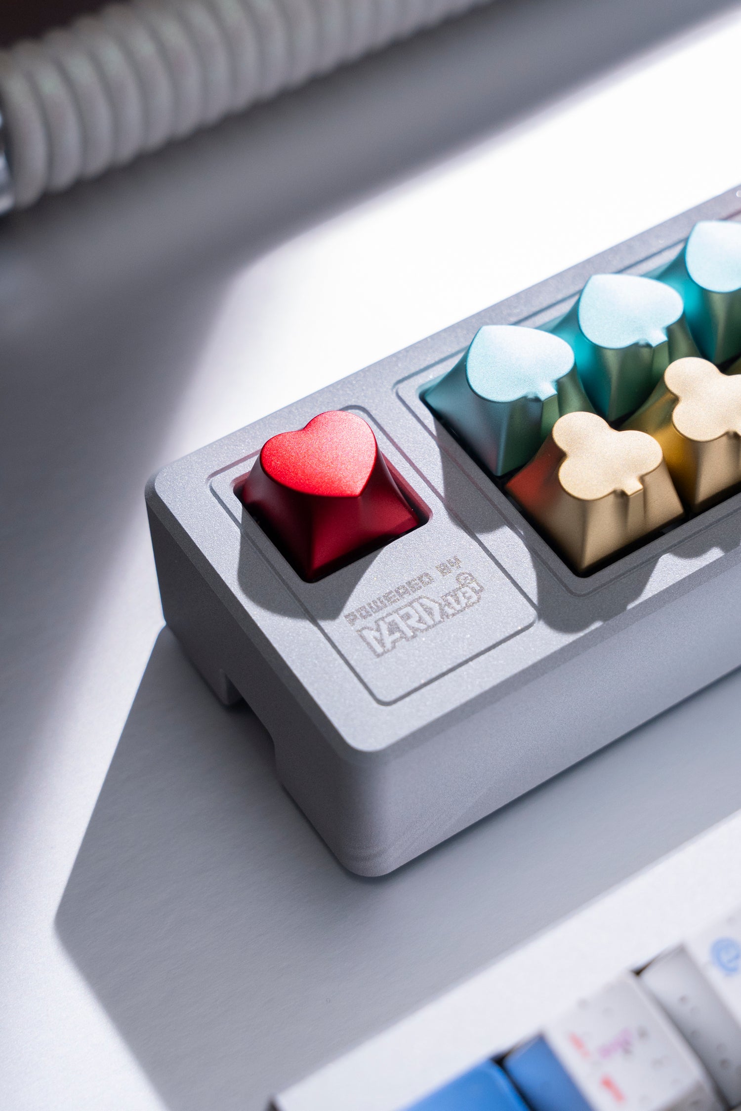 Poker directional keys 3D curved CNC aluminum alloy metal personalized keycaps