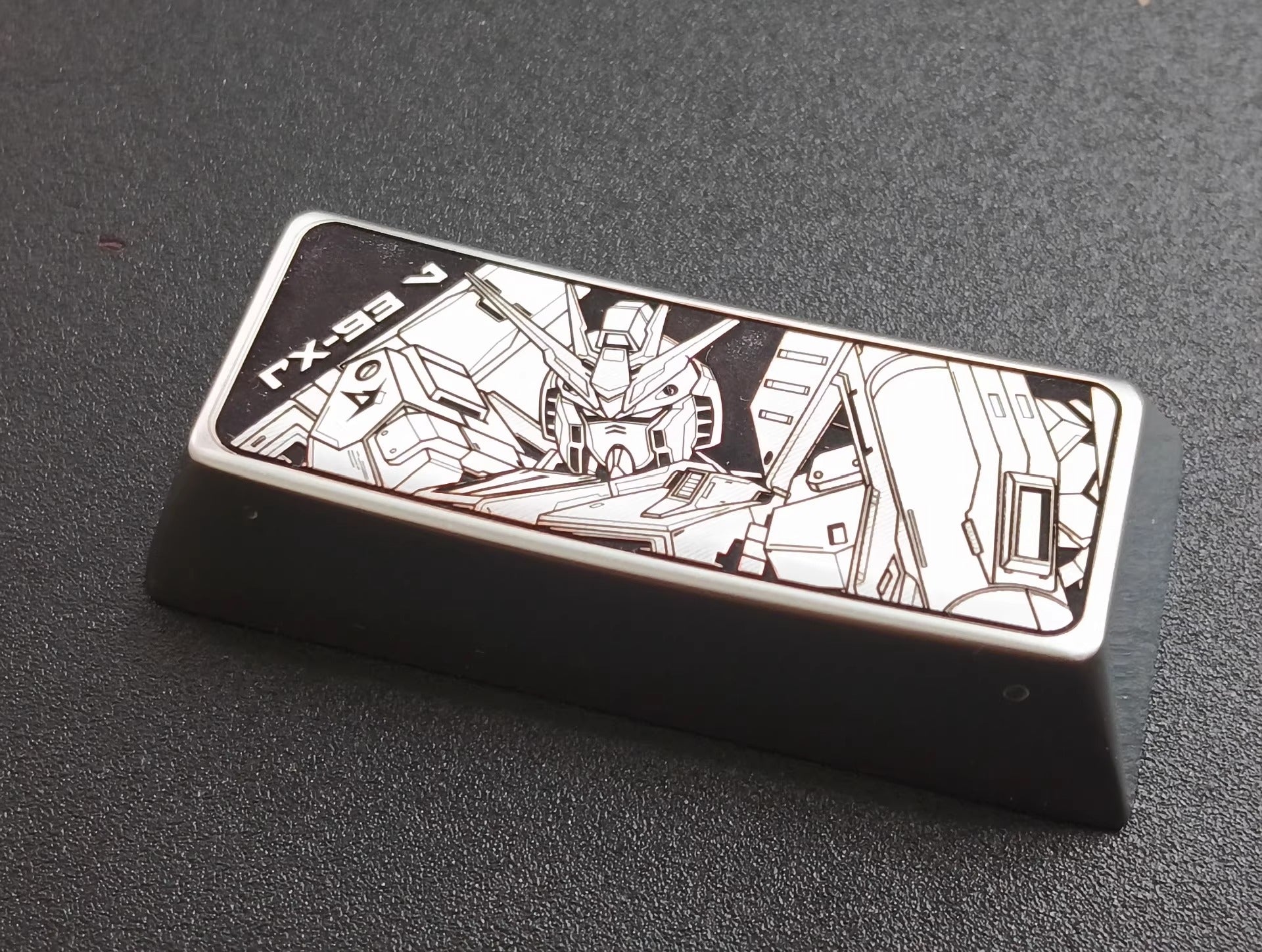 Gundam series, 2.25U zinc/titanium alloy personalized keycaps, anime and game metal carved decorative keycaps