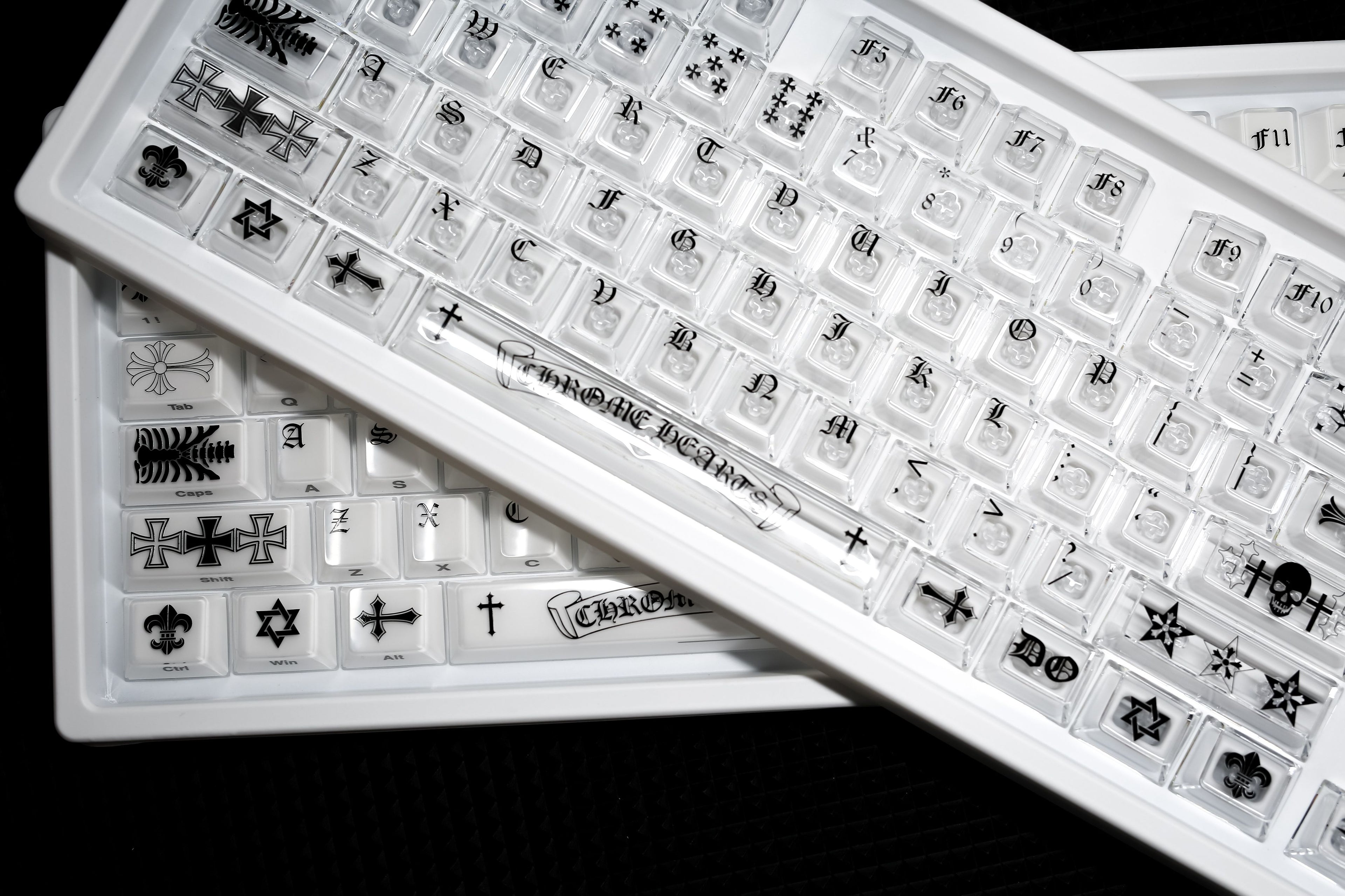 Chrome Hearts Crystal Jelly Keycaps, PC High Transparency Keycaps Transparent Theme Mechanical Keyboard Specific Keycaps, Fashion Trend Personalized Keycap Set