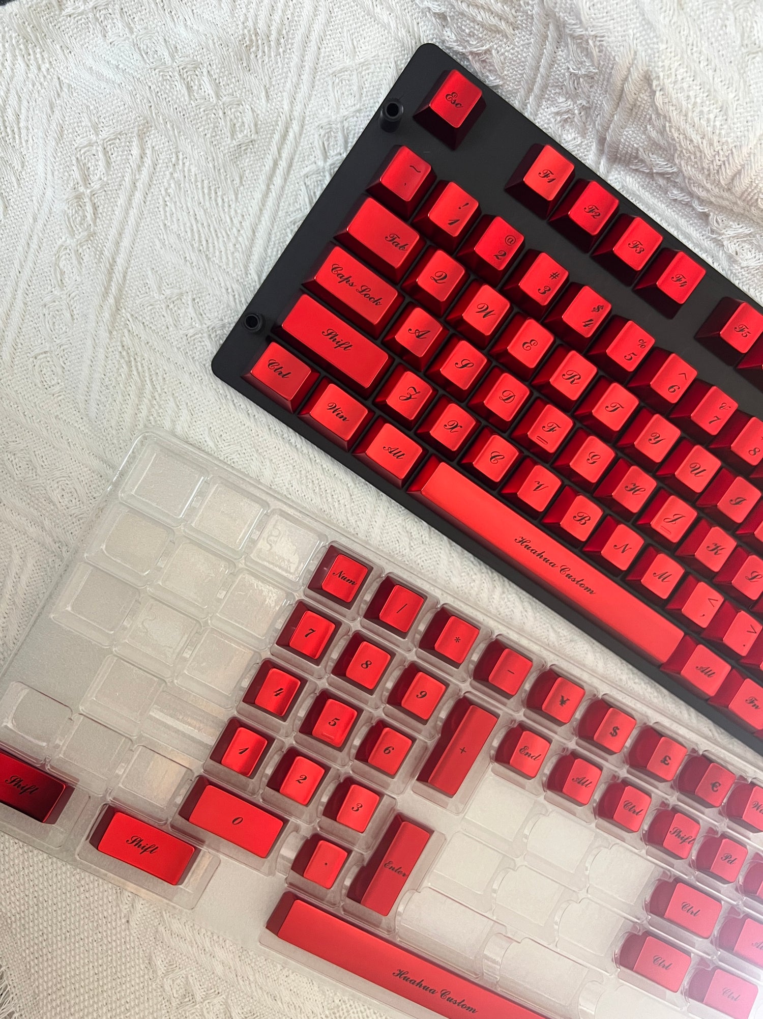 Metal electrophoretic red, floral font, metal set personalized keycap series.