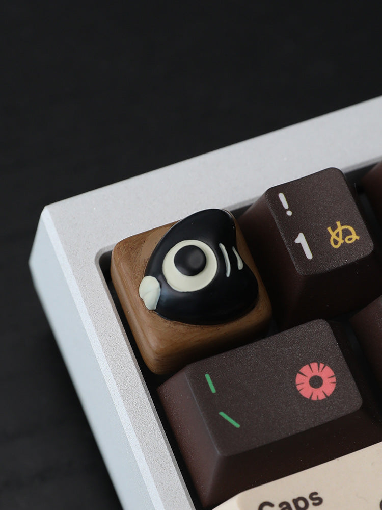 Small belly fish bone personalized keycap resin mechanical keycap cute style cartoon creative keycap