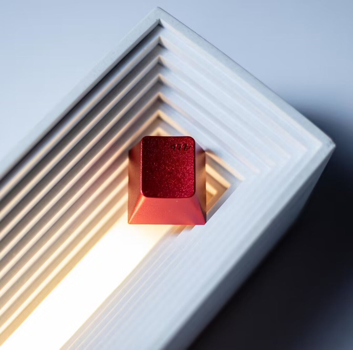Simplified aluminum alloy anode Christmas red metal keycaps, original factory height R4 mechanical keyboard, creative and personalized keycaps