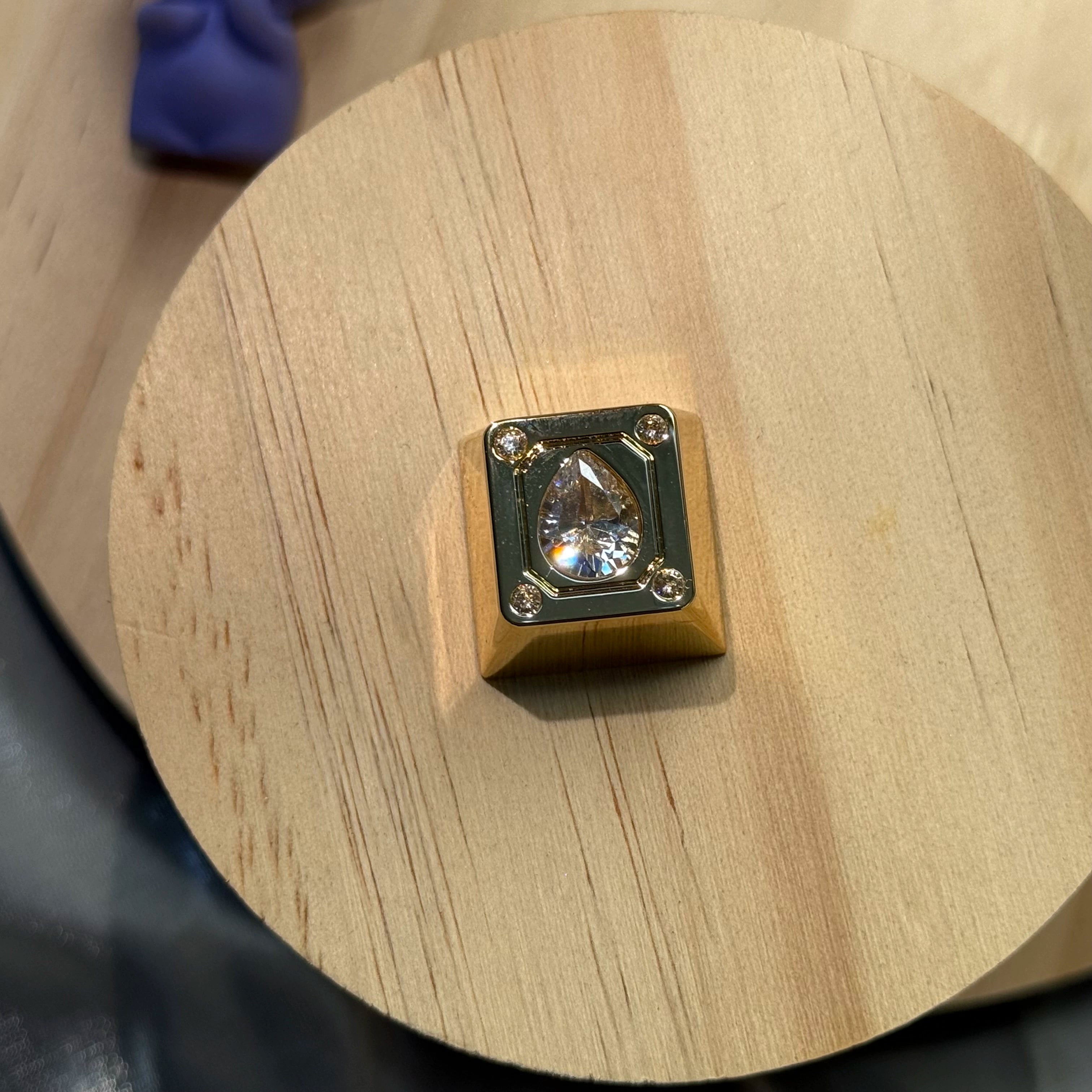 Diamond Star Theme, Imitation Diamond Metal Keycap Base Personalized Keycap Original Factory R4 Highly Decorative Keycap