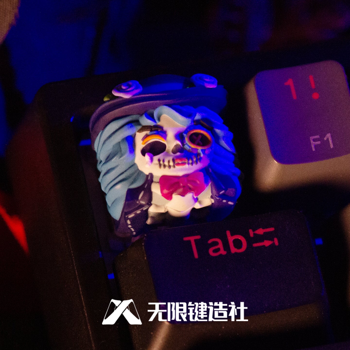 Halloween series, original zombie bride, zombie gentleman, multi-color resin molded personalized keycaps, Halloween gift mechanical keyboard decorative keycaps.