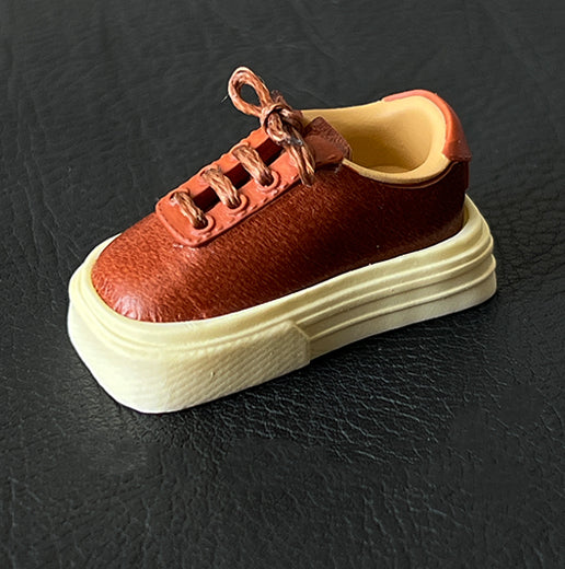 Genuine leather small leather shoes with personalized keycaps 2U, retro creative mechanical keyboard keycaps, genuine leather artistic handmade keycaps