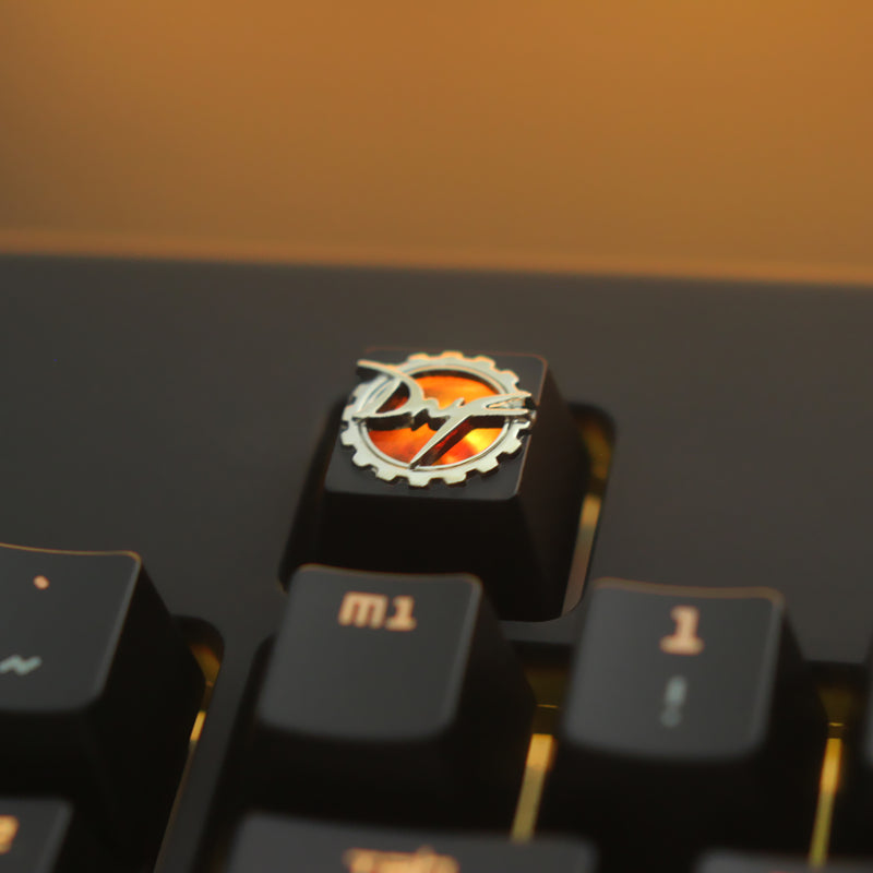 DNF Dungeon&Fighter game peripheral mechanical keyboard with zinc aluminum alloy metal translucent keycaps and buttons