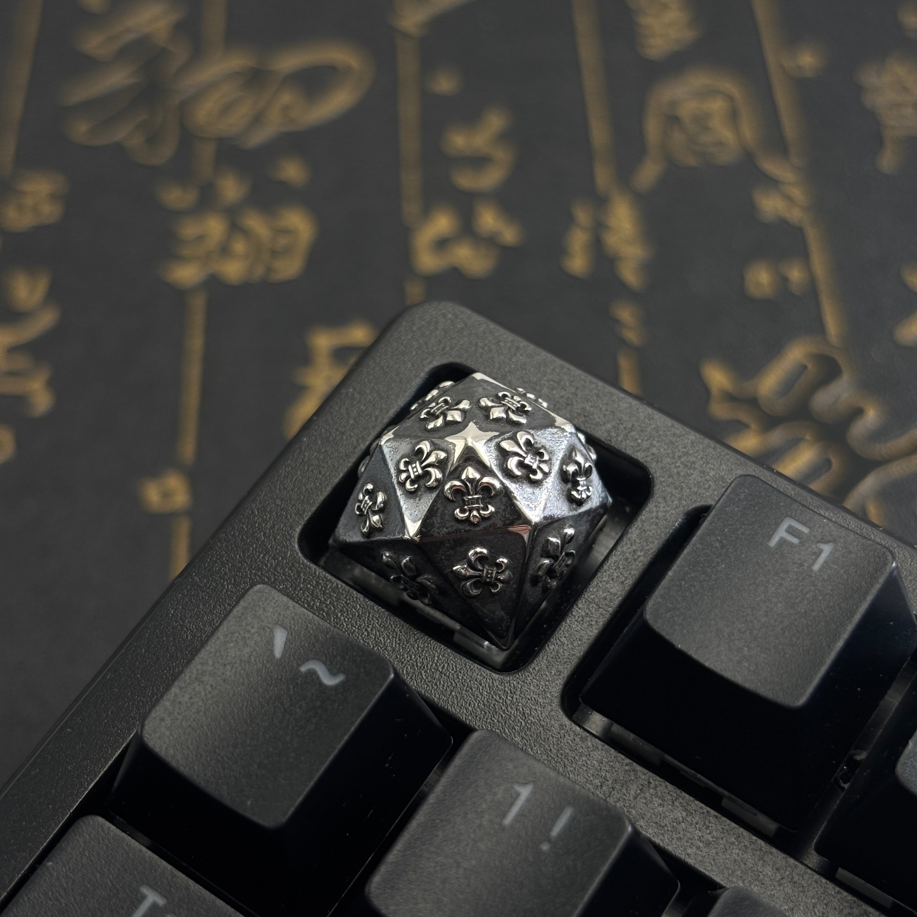 Chrome Hearts style, full keyboard key positions, 925 sterling silver custom trendy cultural keycaps, fashionable and personalized artistic decorative keycaps.