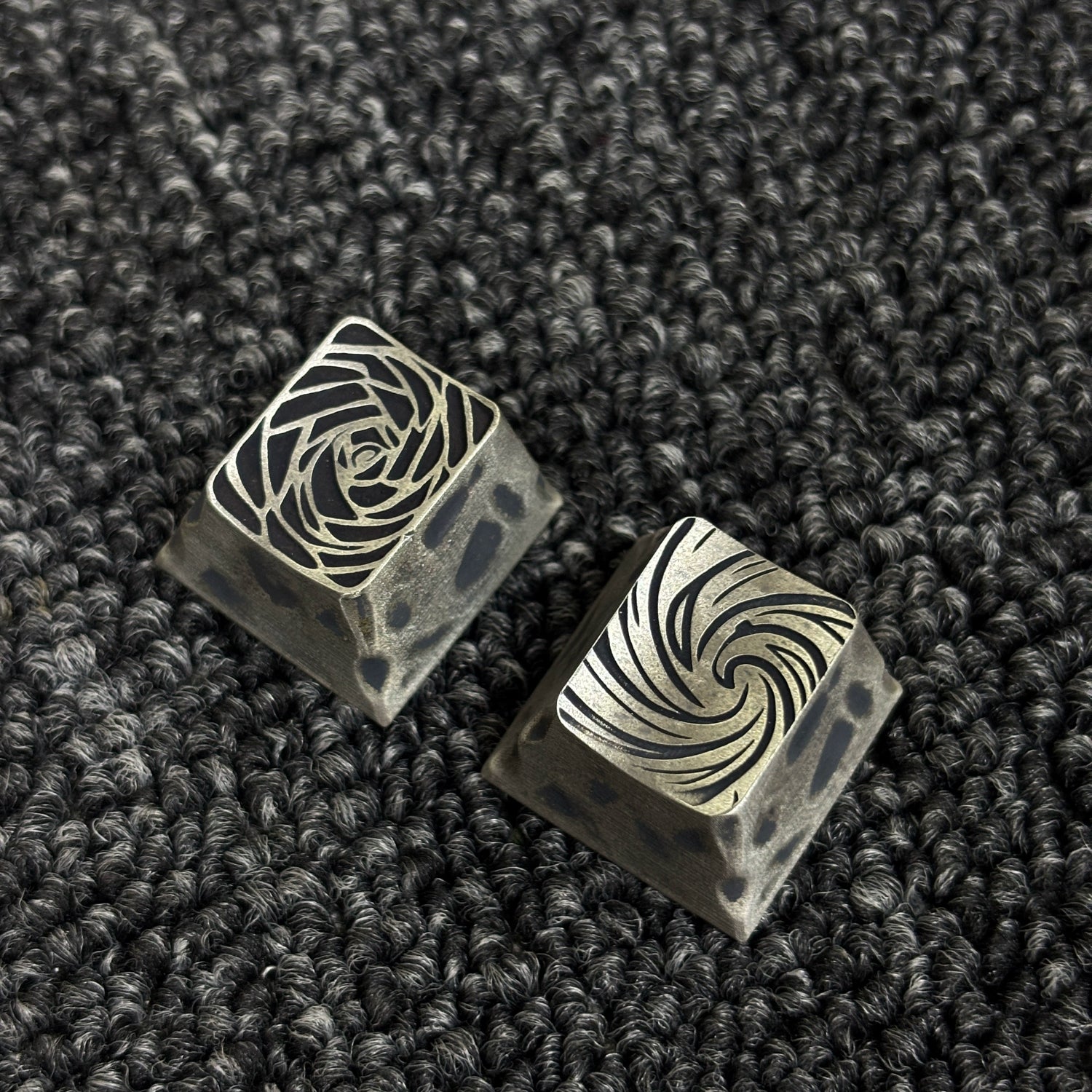 Original Pure Copper Retro Meteorite Vortex Rose Keycap Metal Personalized Decorative Art Keycap