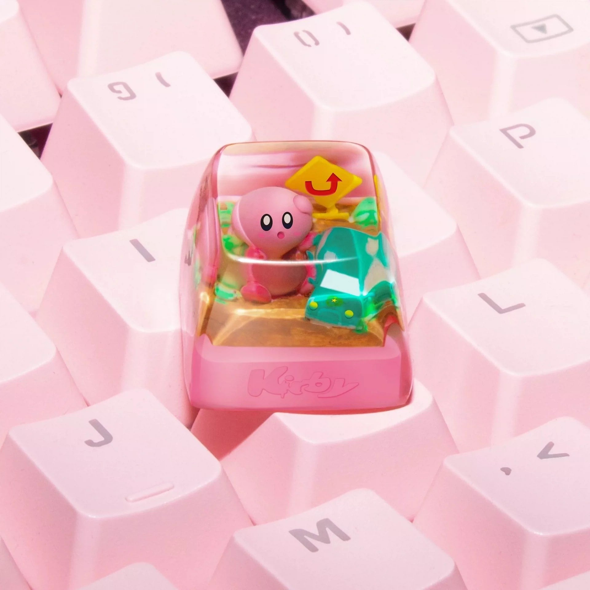 Kirby, Crystal drops of glue personalized keycaps, cultural and creative handmade resin keycaps for anime and gaming peripherals