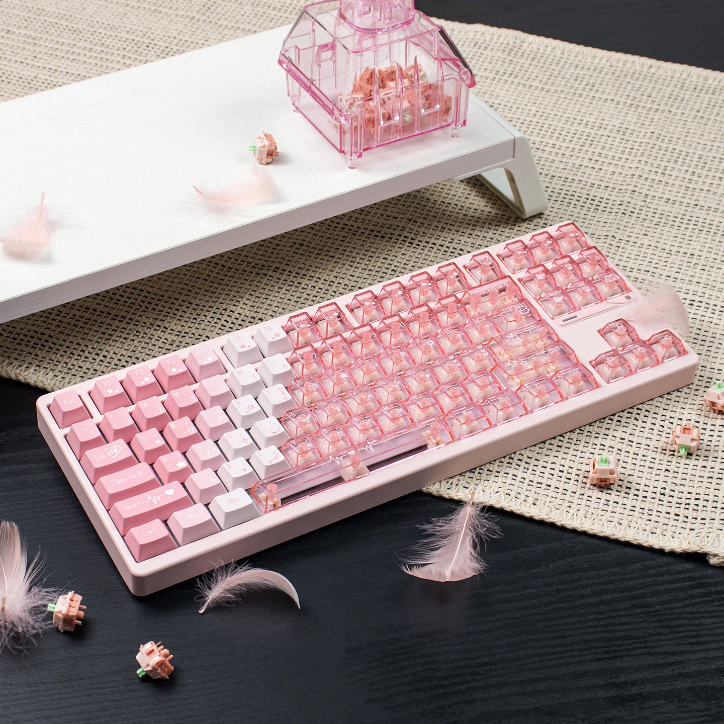 Snowy Mountain Strawberry Heartbeat Gradient Pink Transparent Mechanical Keyboard Keycaps Customization Complete Set PBT+PC Original Factory Height Set Keycaps