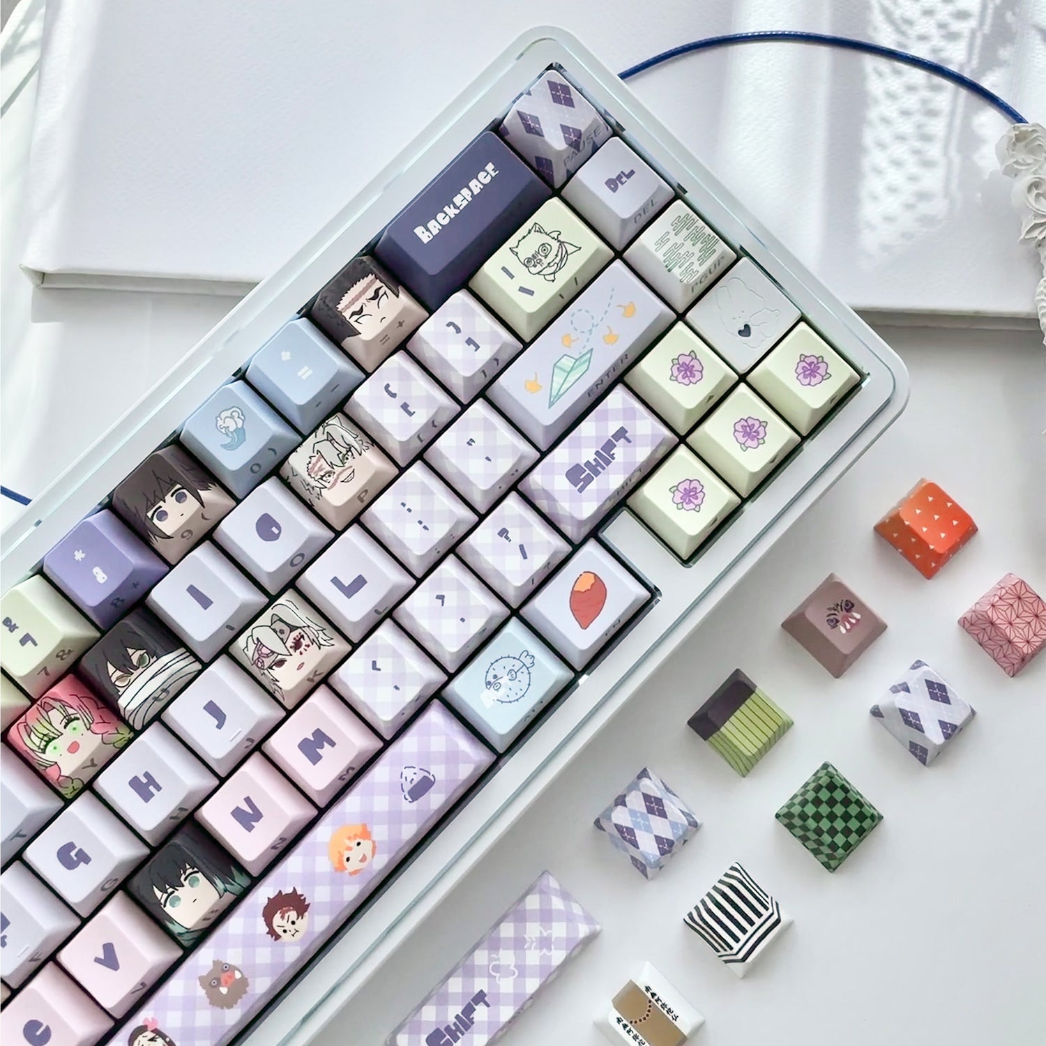 Demon Slayer: Kimetsu no Yaiba Theme Keycap Two dimensional Anime Peripheral Mechanical Keycap PBT Five sided Heat Sublimation Personalized Keycap Set