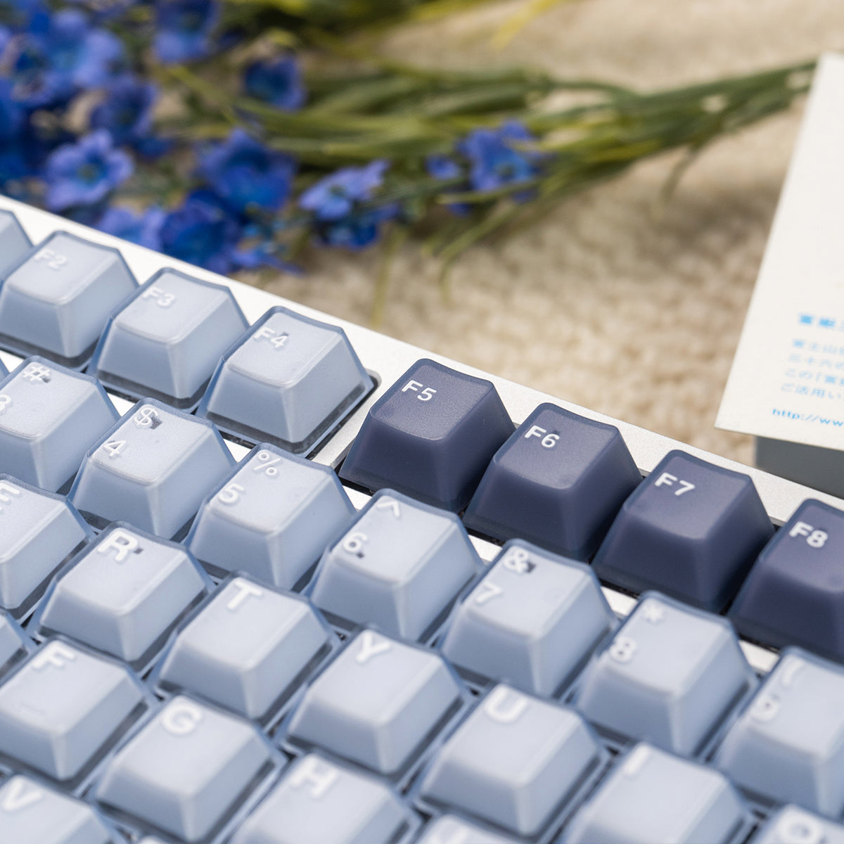 Blue coconut bubble semi transparent mechanical keyboard keycap complete set PBT+PC transparent factory height