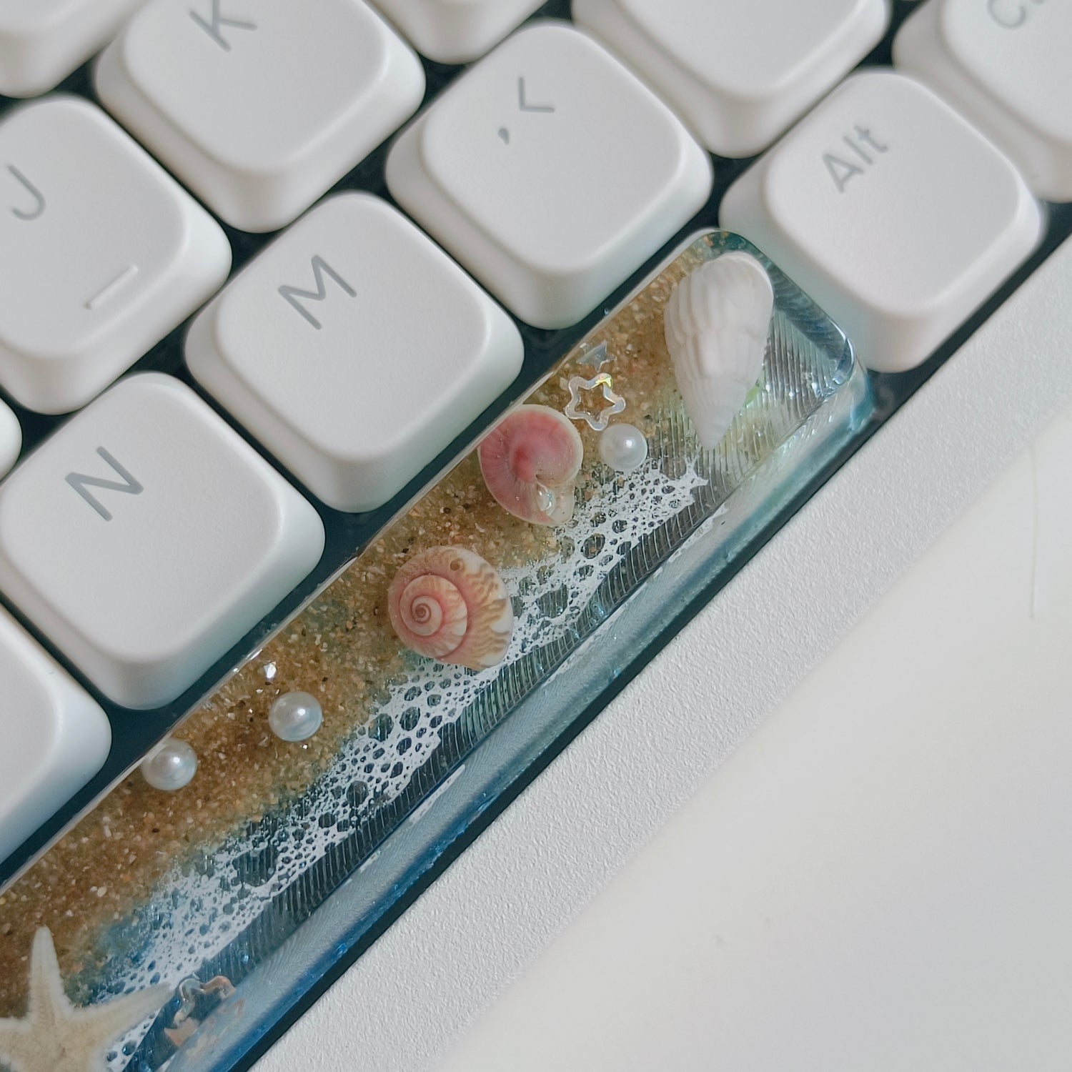 Seaside, Beach 6.25U Spacebar, Resin Personalized Keycaps, Ocean Art Keycaps Decorative Keycaps