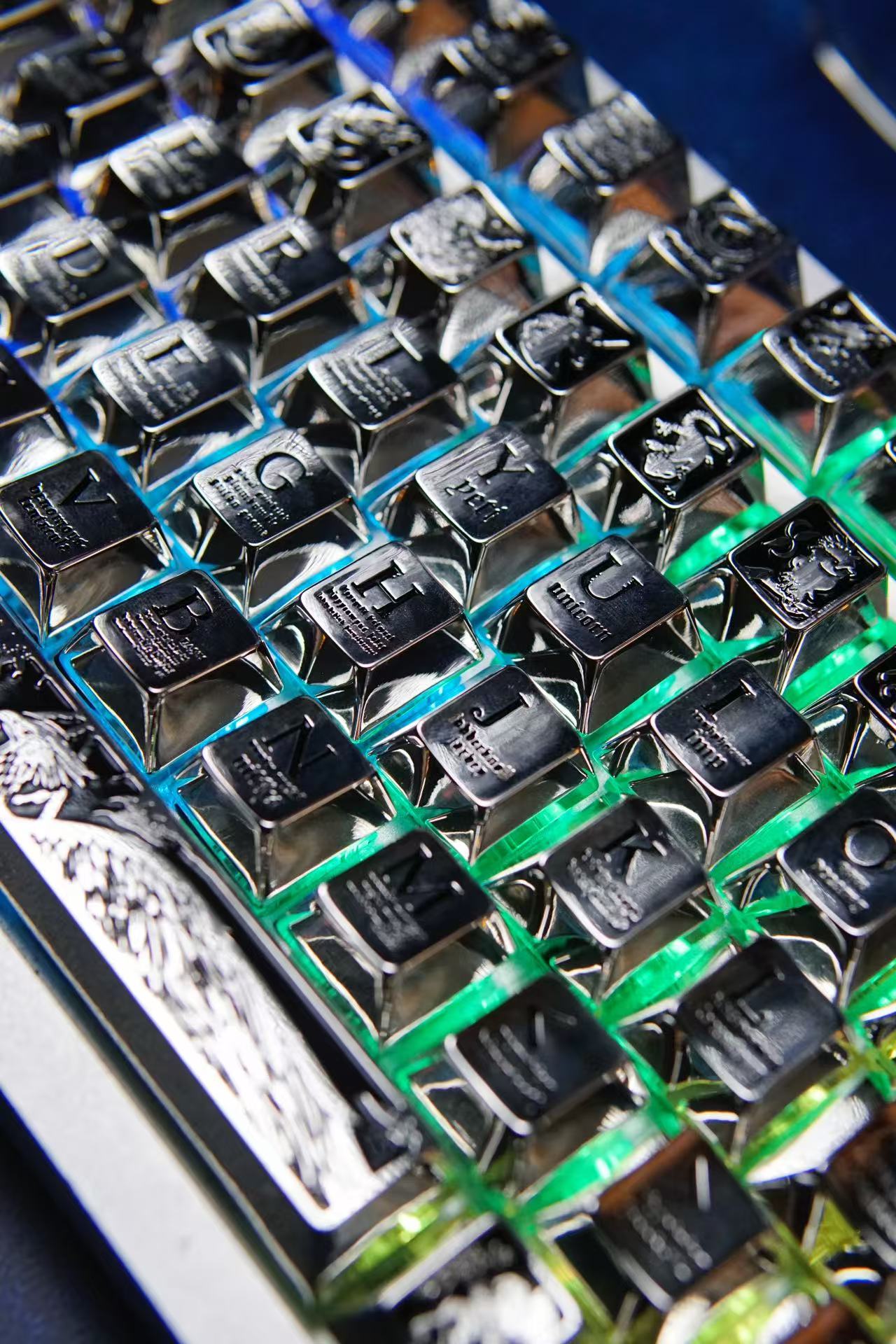 Fantastic Beasts theme, metal laser carved keycaps set, personalized keycaps made of zinc alloy material.
