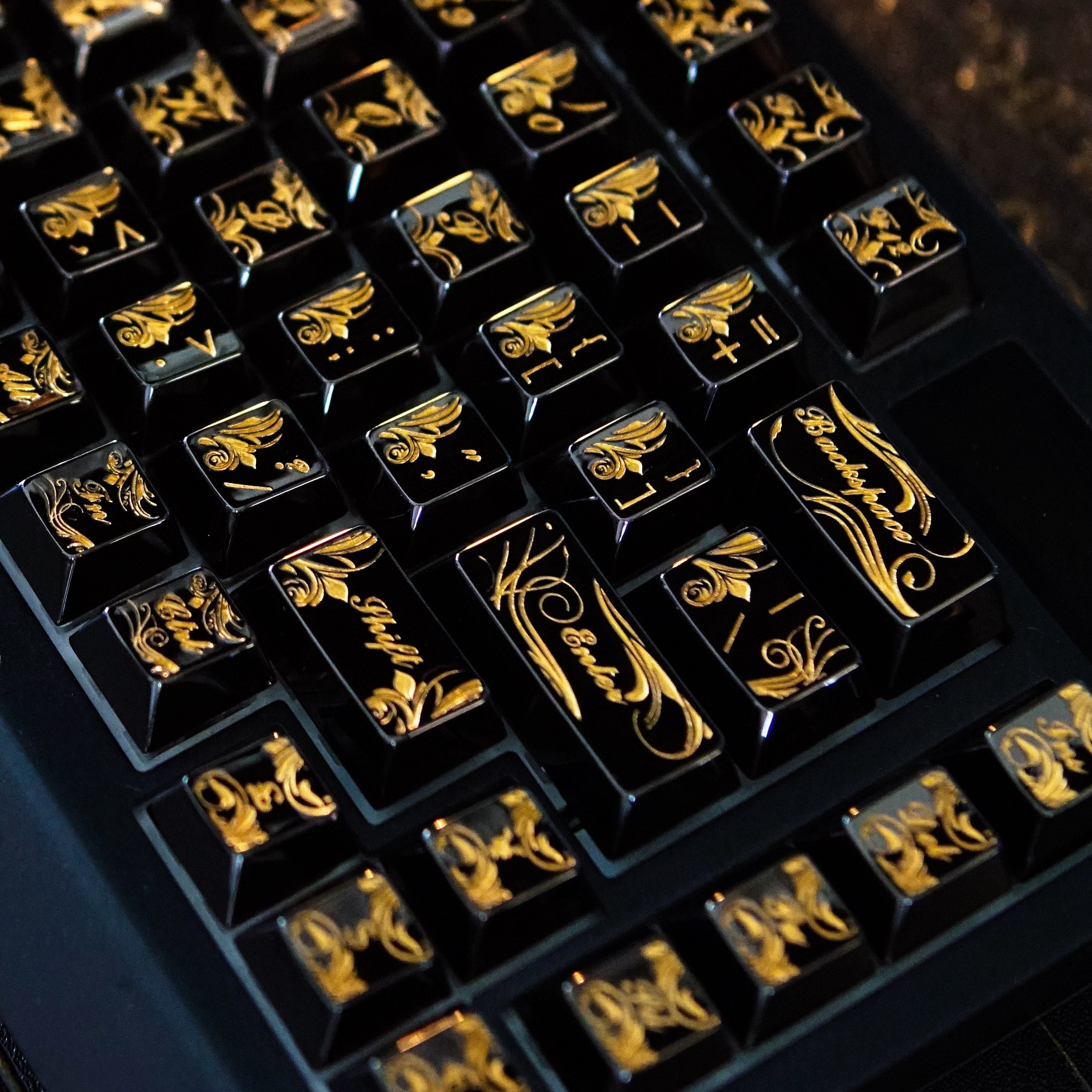 Black PVD mirror original factory height metal zinc alloy CNC carved retro patterned metal decorative keycaps