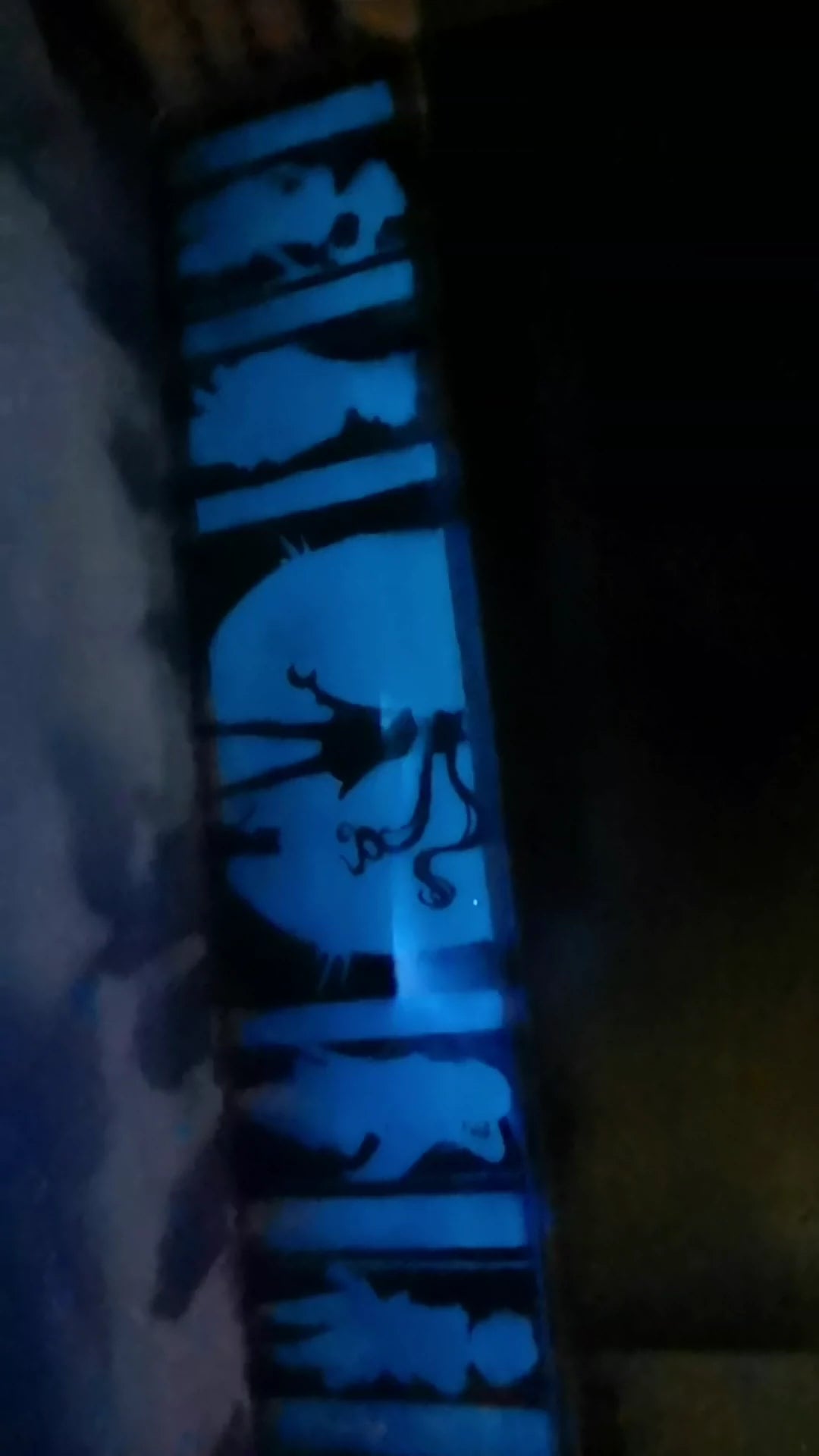 Sailor Moon keyboard holder, simple shadow luminous effect, keyboard resin holder, palm holder, keyboard peripheral accessories