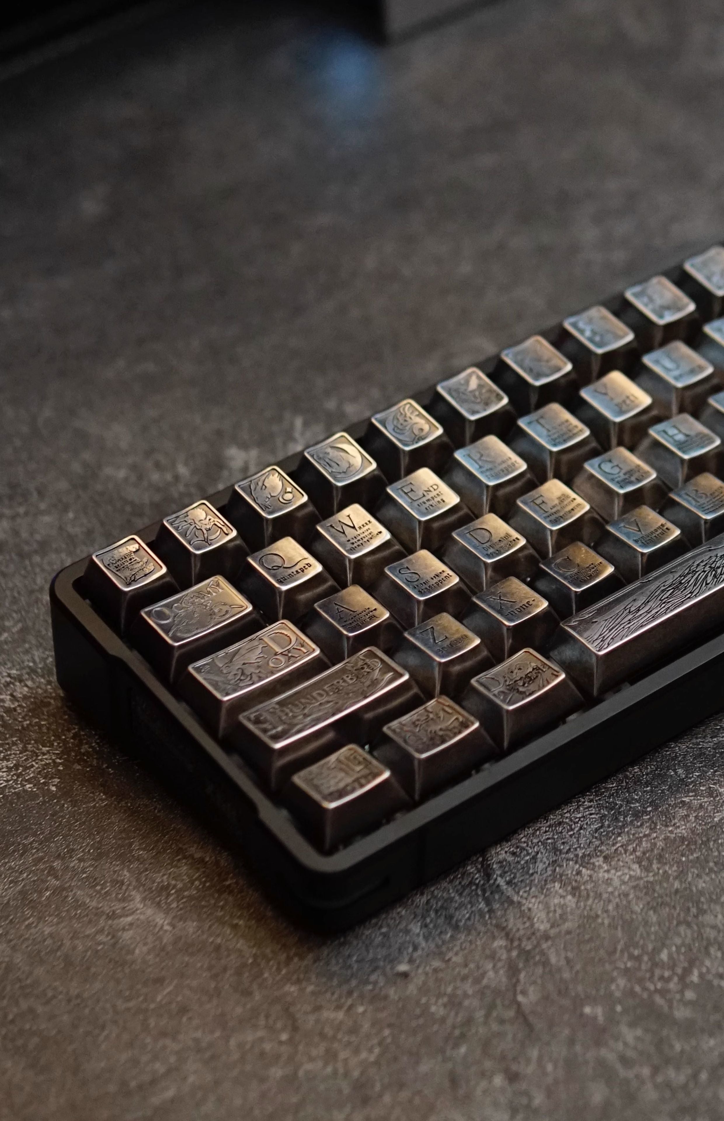 Fantastic Beasts theme, metal laser carved keycaps set, personalized keycaps made of zinc alloy material.