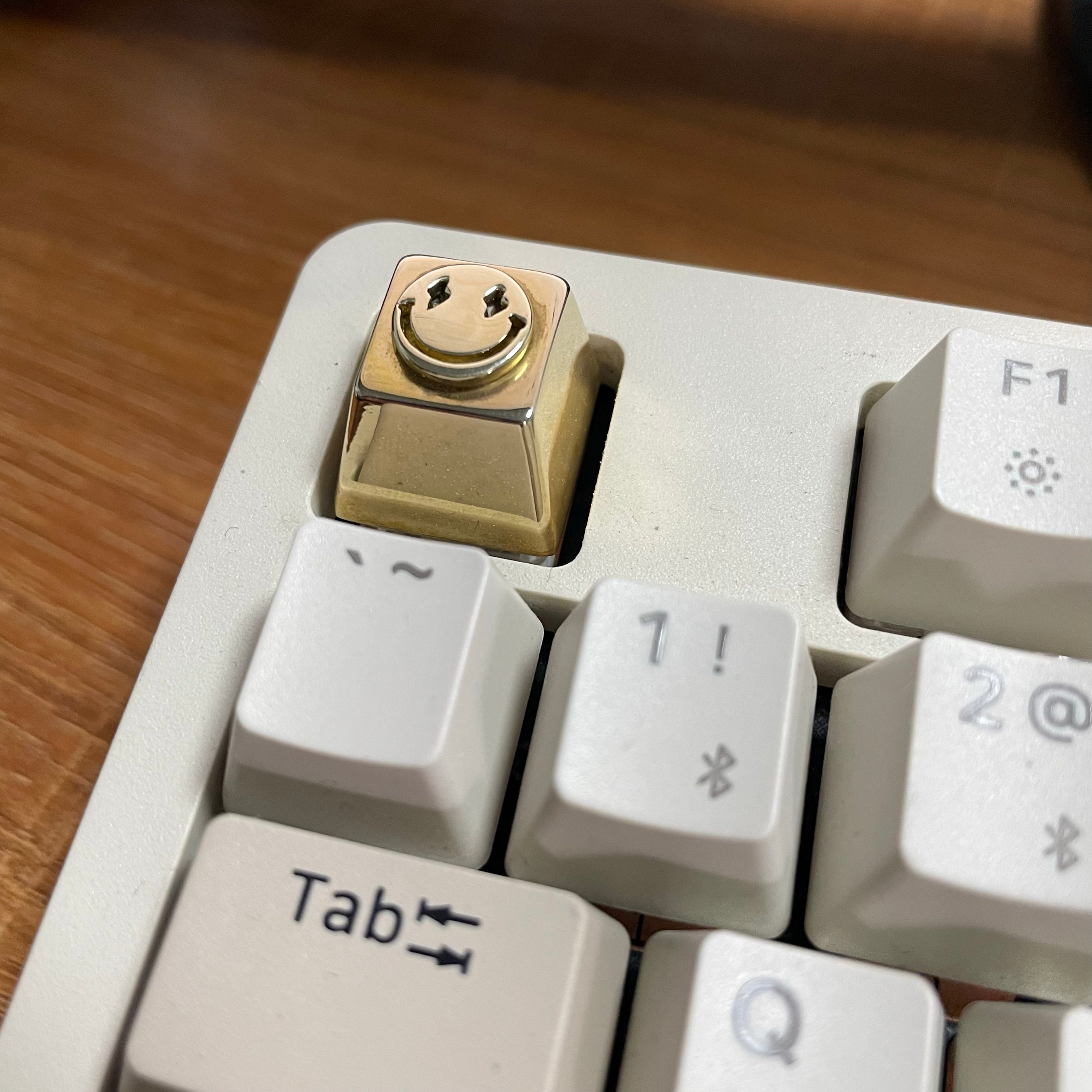 Pure copper original smiley face emoji pack keycap single personality mechanical keyboard cross axis universal texture full