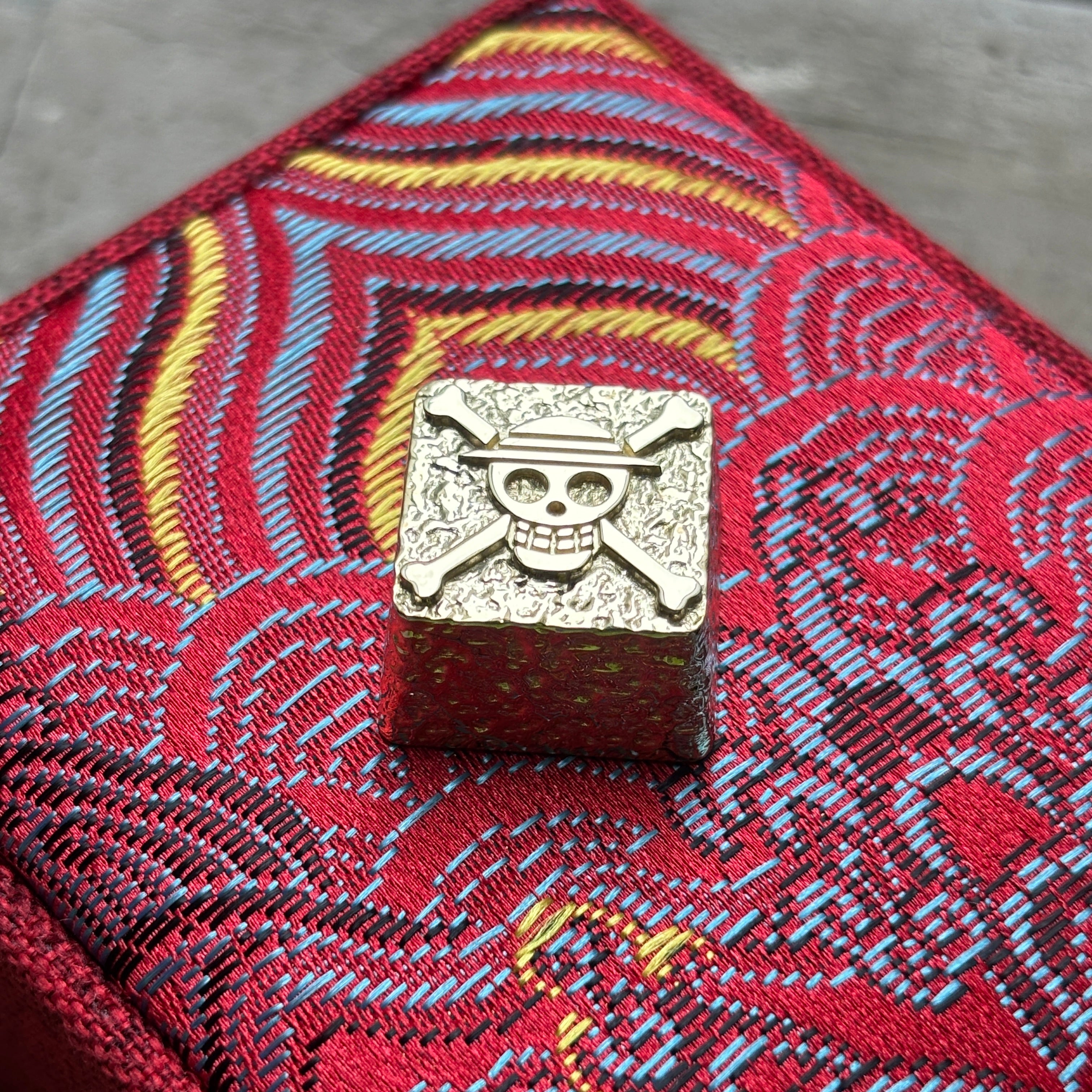 One Piece, grass hat Luffy logo, pure copper personalized keycaps, mechanical keyboard metal decorative keycaps