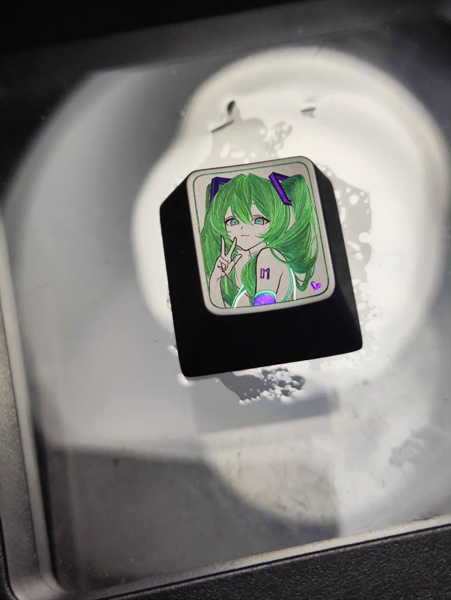 Hand carved titanium alloy anode coloring, anime and game culture creative metal hand carved keycaps collection