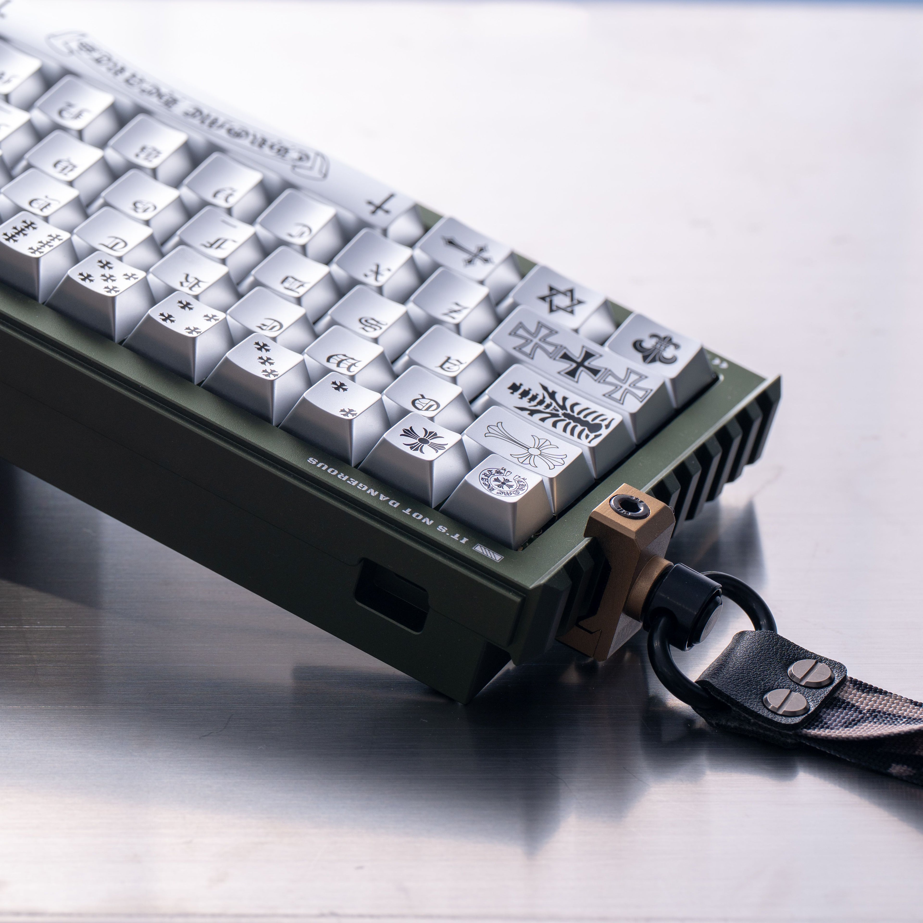 Chrome Hearts Crystal Jelly Keycaps, PC High Transparency Keycaps Transparent Theme Mechanical Keyboard Specific Keycaps, Fashion Trend Personalized Keycap Set