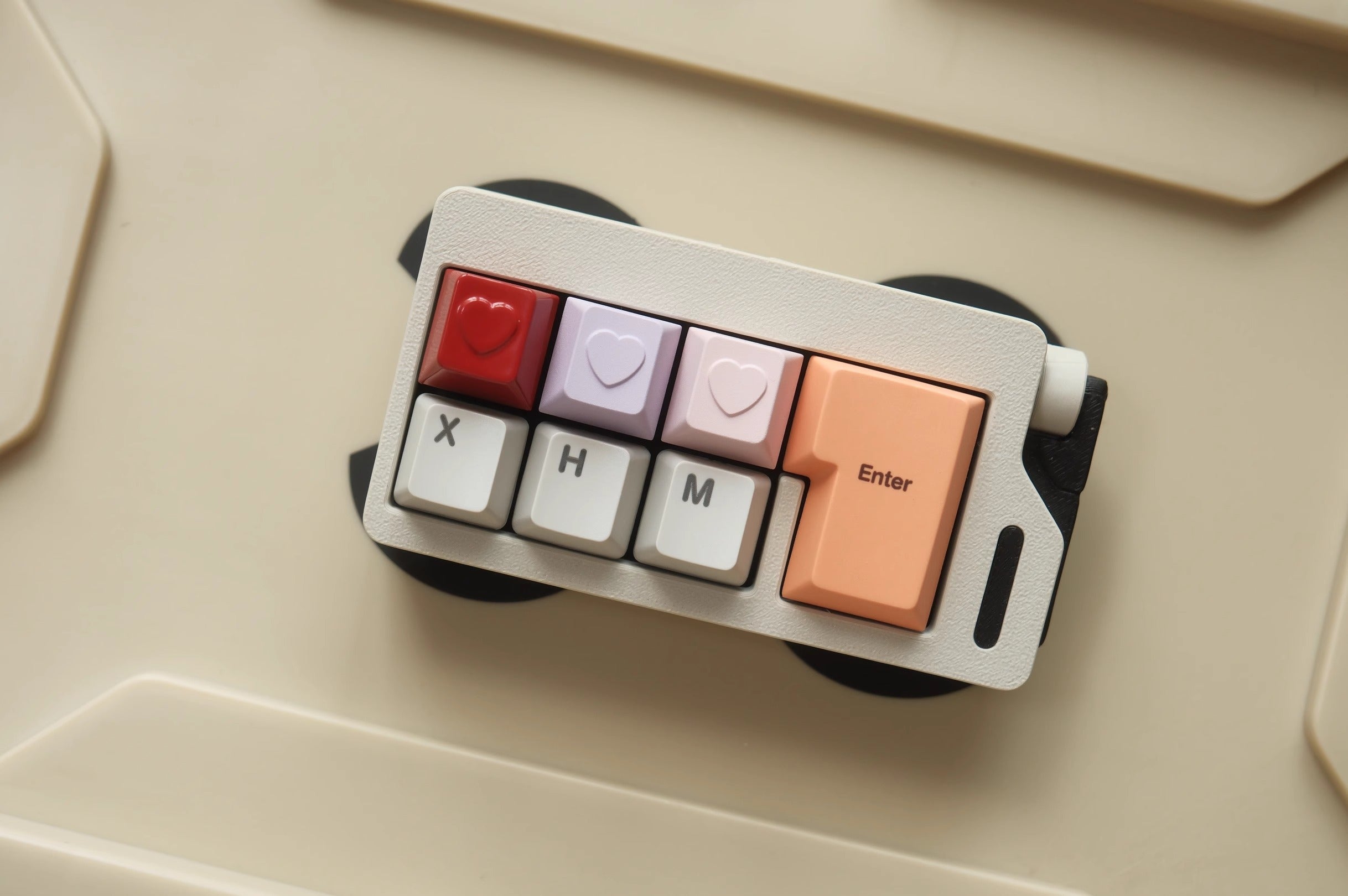 Love keycaps, personalized and simple ESC metal keycaps, CNC customized keyboard, original factory R4 height