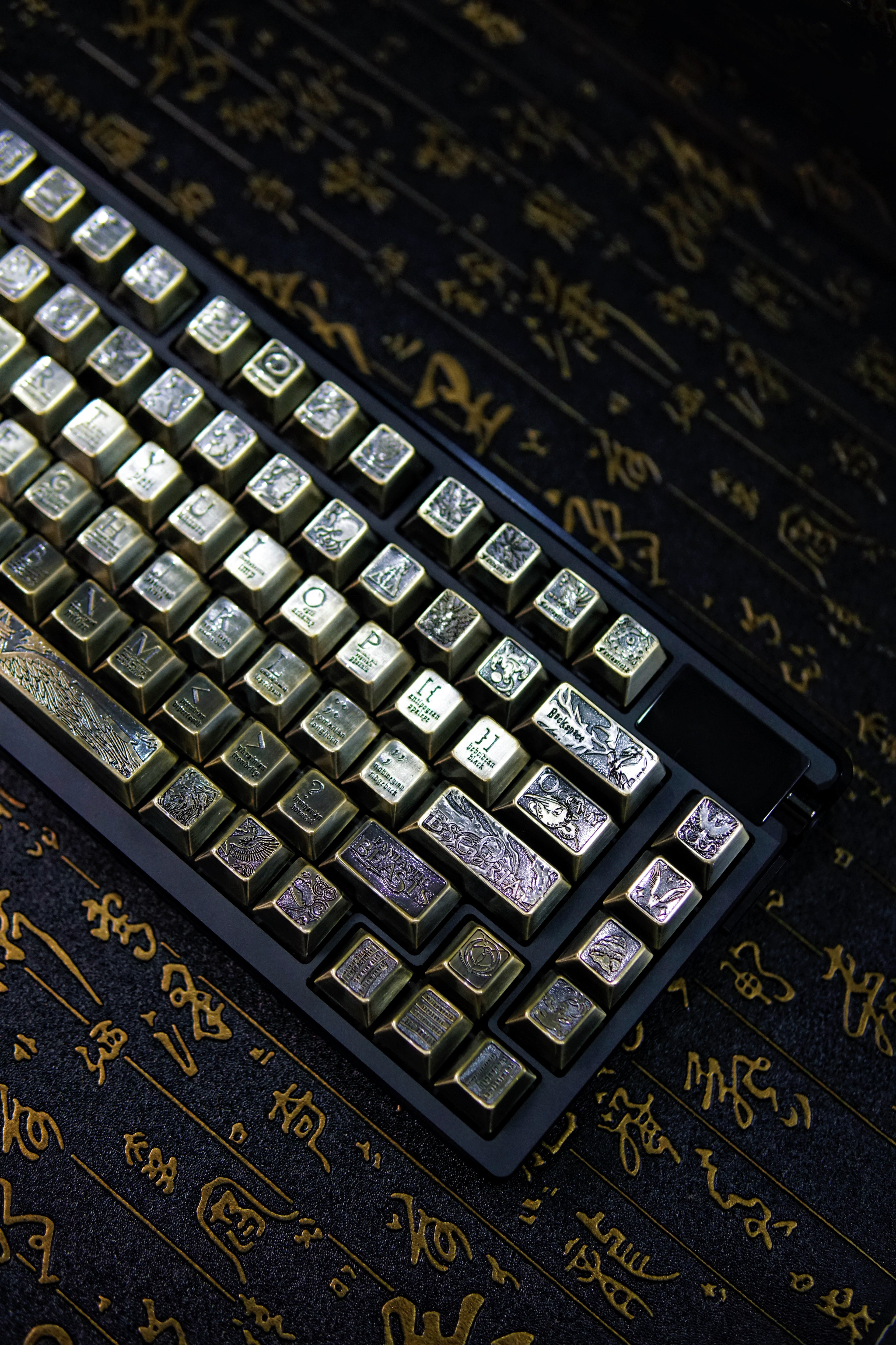 Fantastic Beasts theme, metal laser carved keycaps set, personalized keycaps made of zinc alloy material.