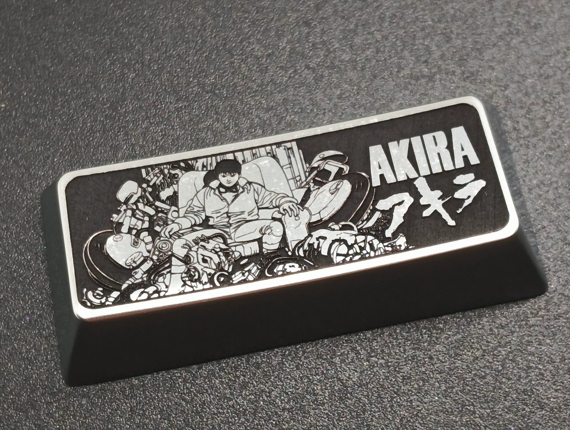 Akira, Cyberpunk 2.25U metal personalized keycap, available in zinc, aluminum, titanium, optional. Anime game culture creative decoration keycaps
