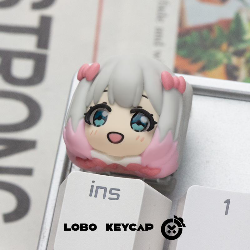Izumi Sagiri, Multi colored resin molding, personalized keycaps, artisankeycaps, mechanical keyboard decorative keycaps. Anime character keycaps