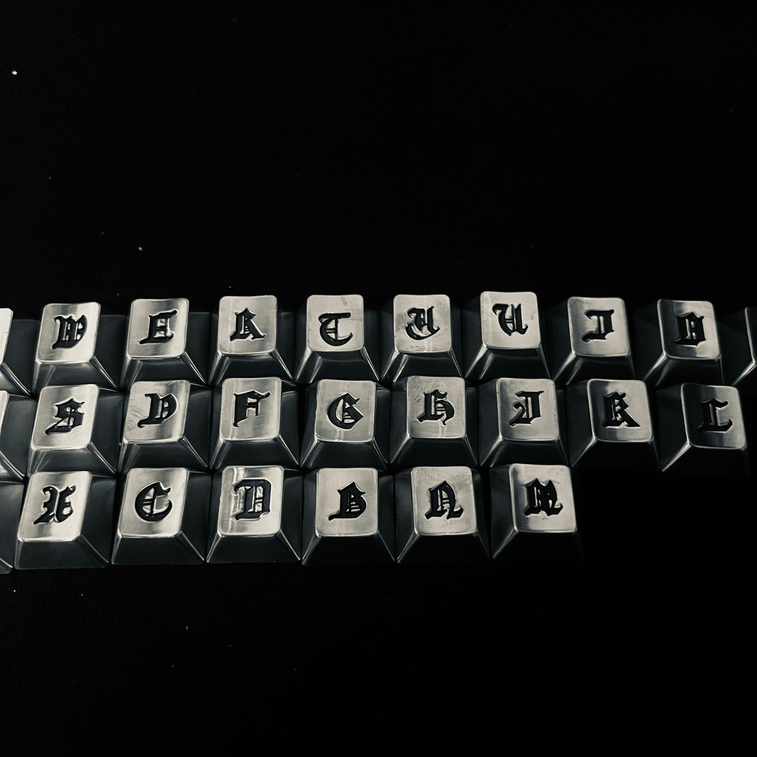 Gothic style metal cherry height 26 letter personalized niche keycap mechanical keyboard dedicated