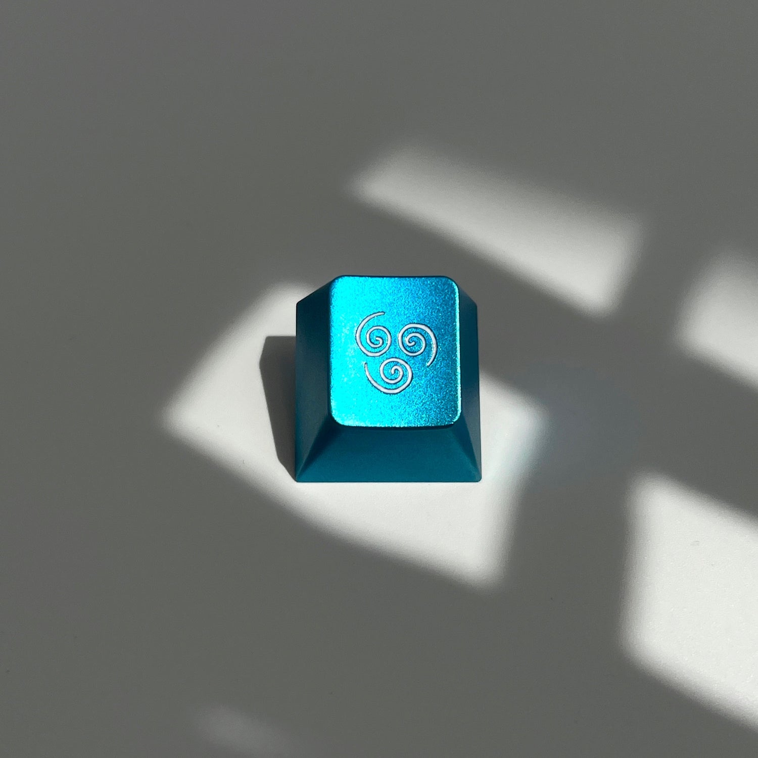 Elemental personality metal keycaps, original factory R4 height aluminum alloy, CNC aluminum metal keycaps, customized mechanical keyboard keycaps