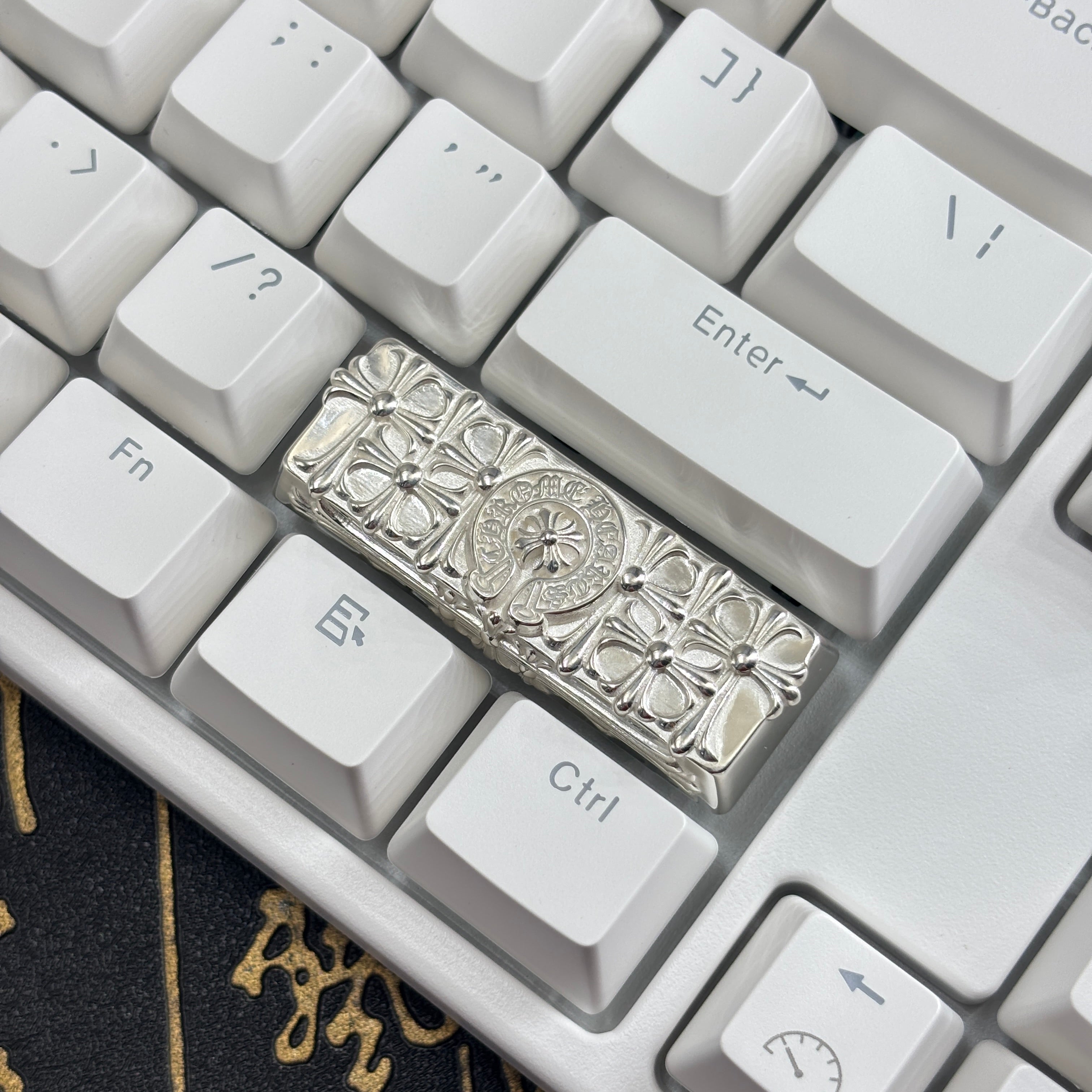 Chrome Hearts style, full keyboard key positions, 925 sterling silver custom trendy cultural keycaps, fashionable and personalized artistic decorative keycaps.